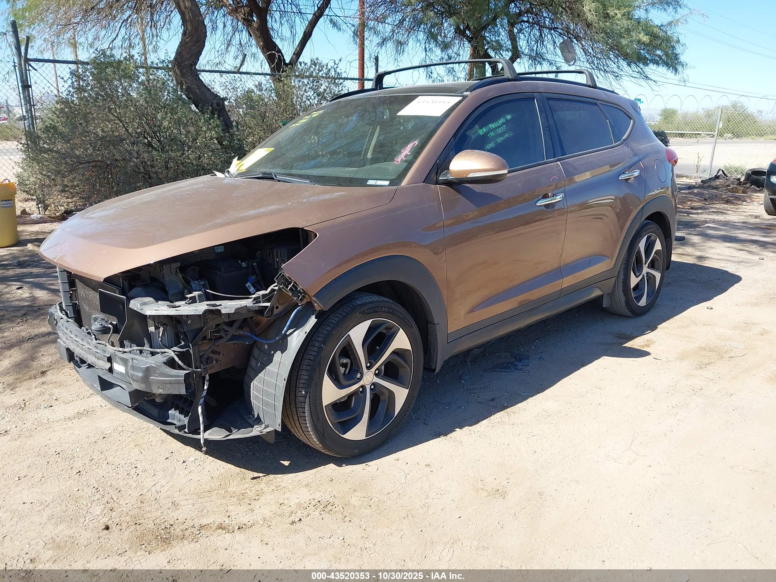 HYUNDAI TUCSON image 6