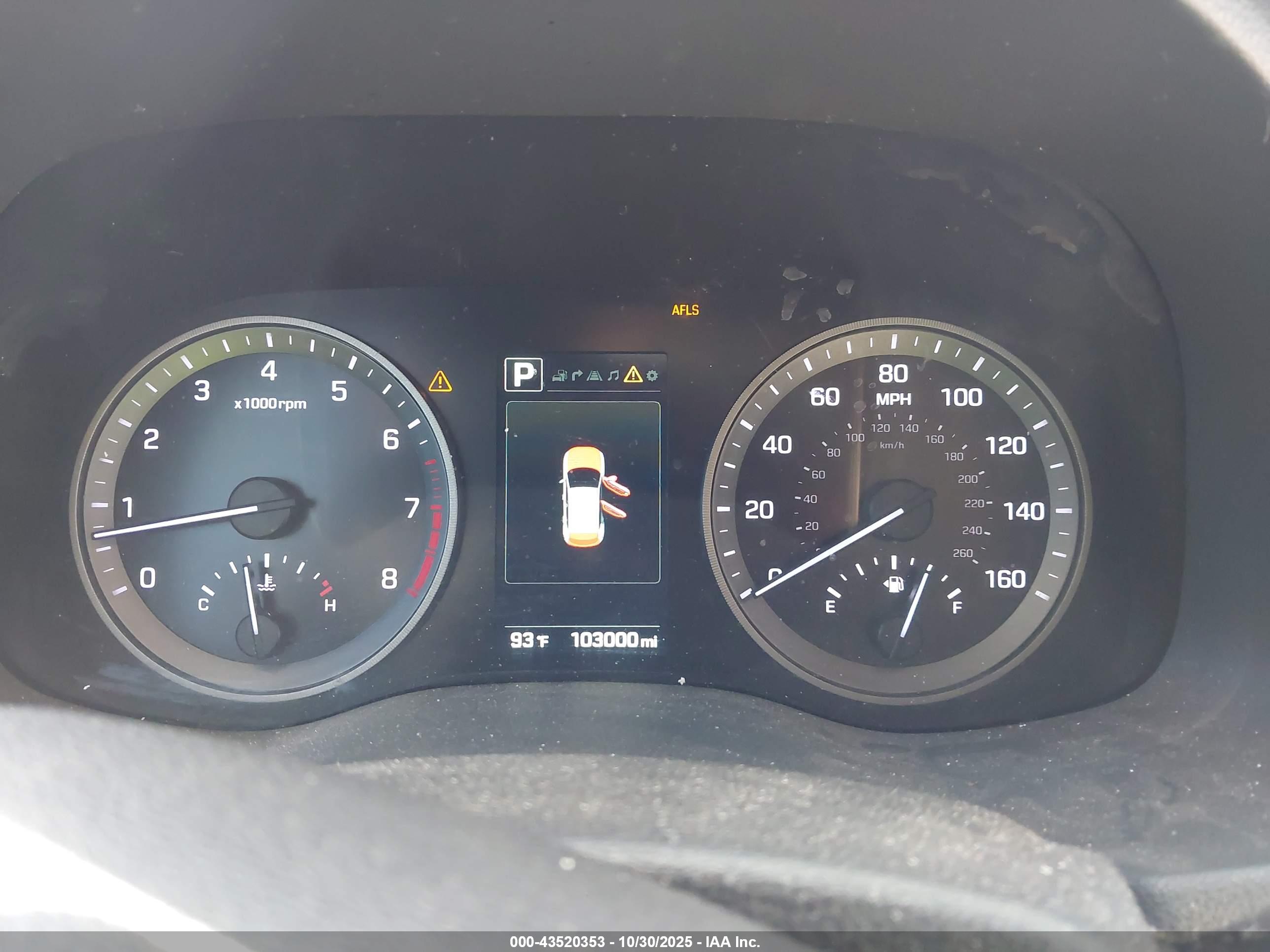 HYUNDAI TUCSON image 7