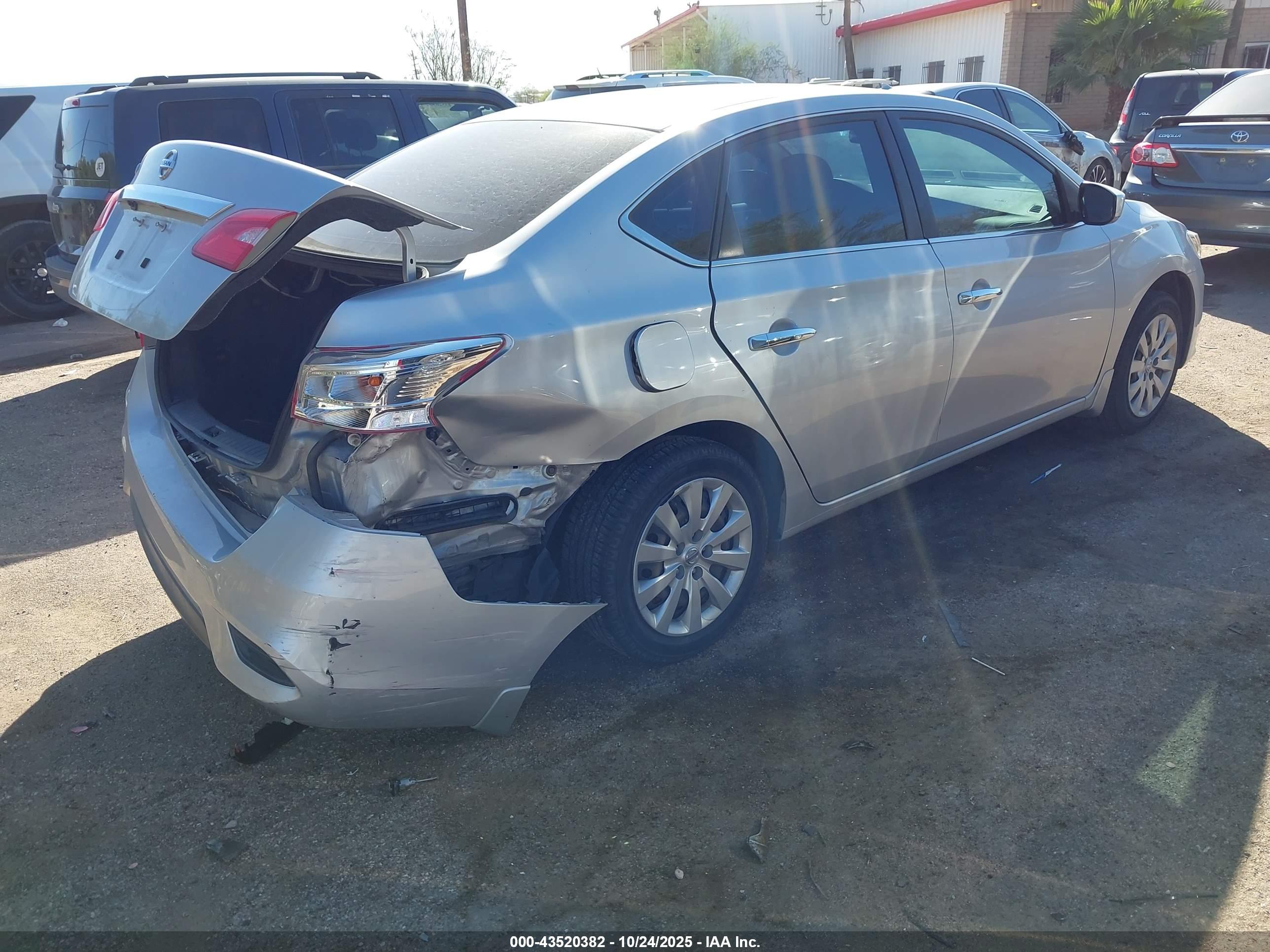 NISSAN SENTRA image 4