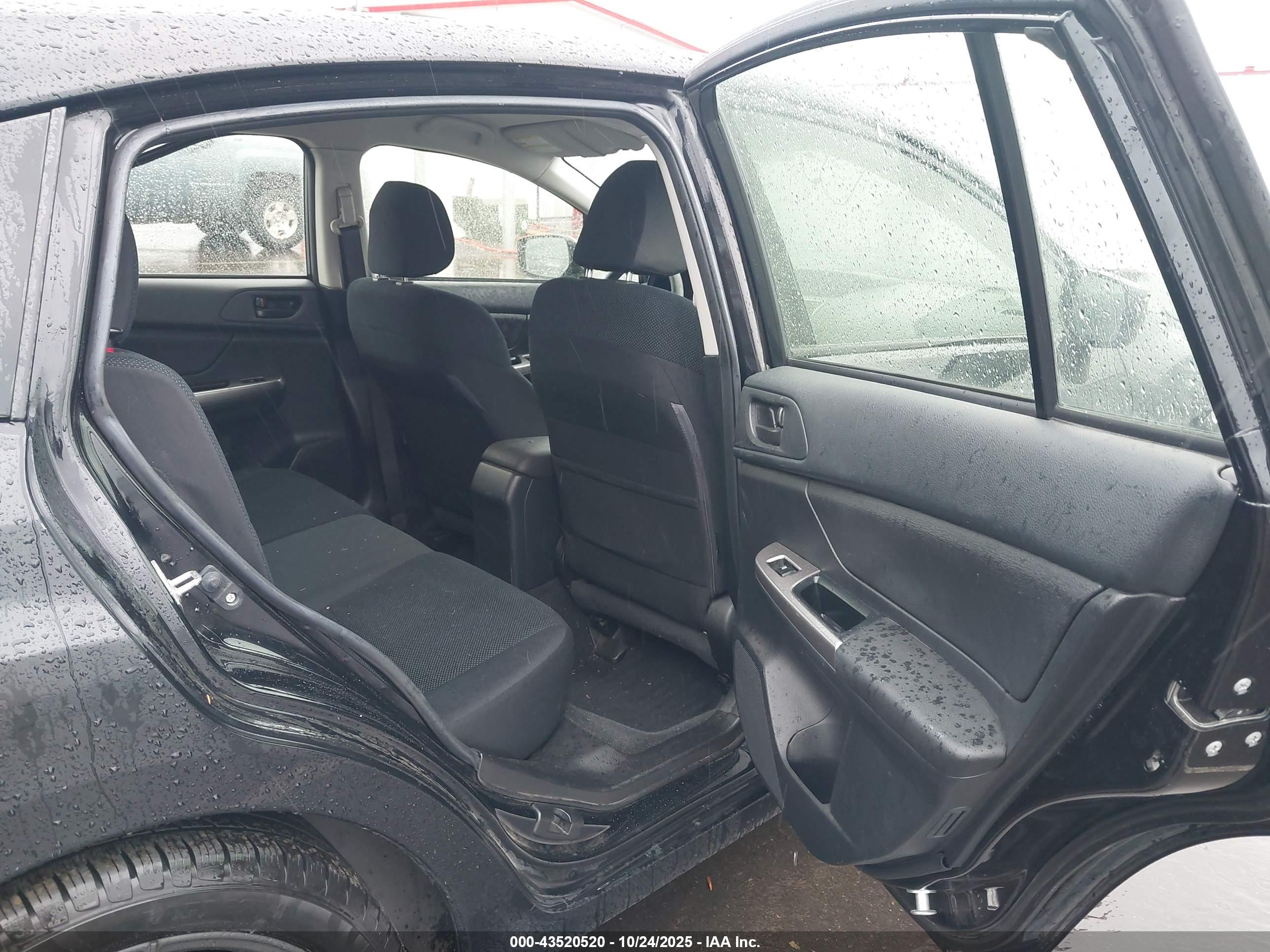 SUBARU IMPREZA image 8