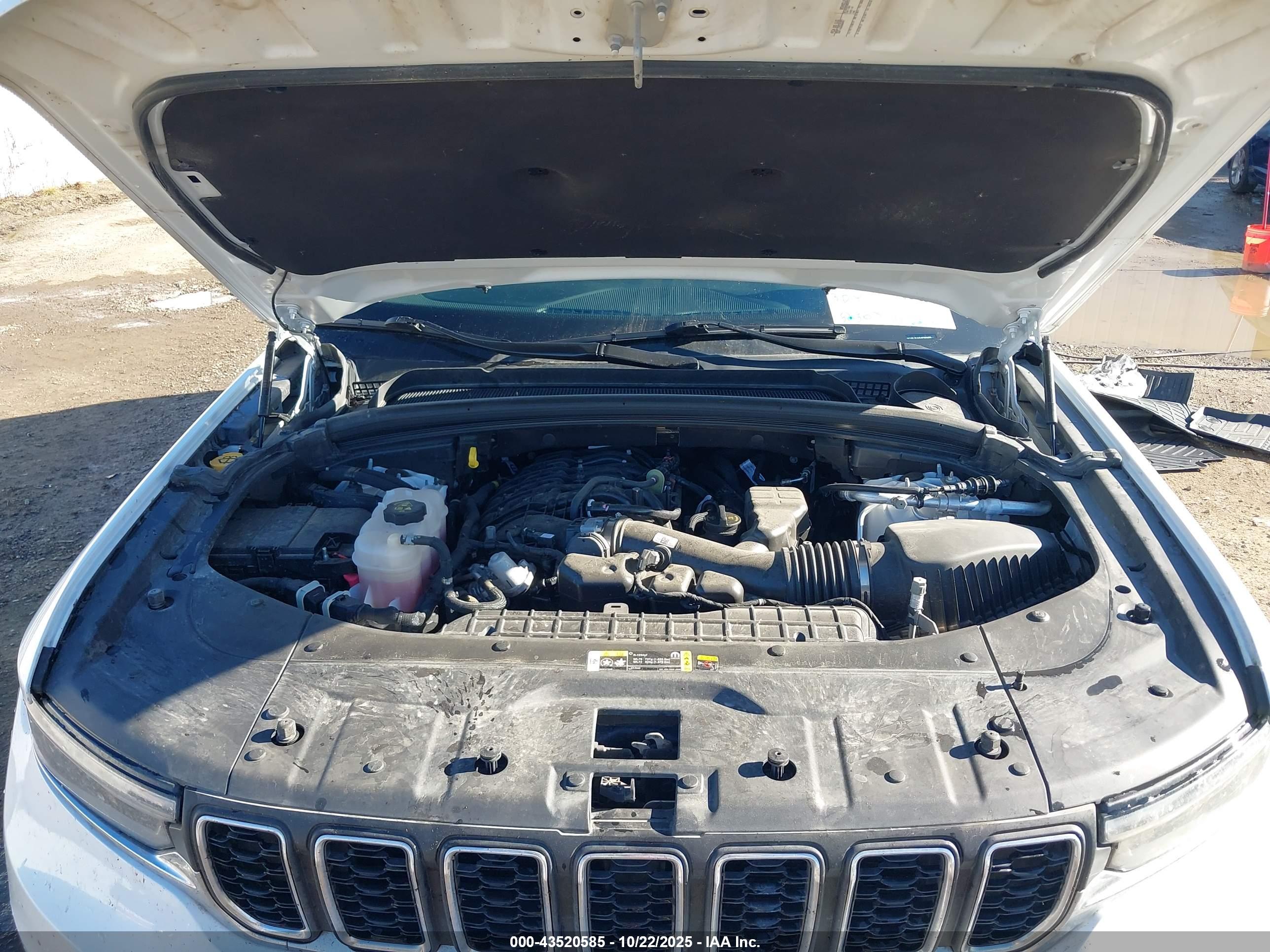 JEEP GRAND image 10