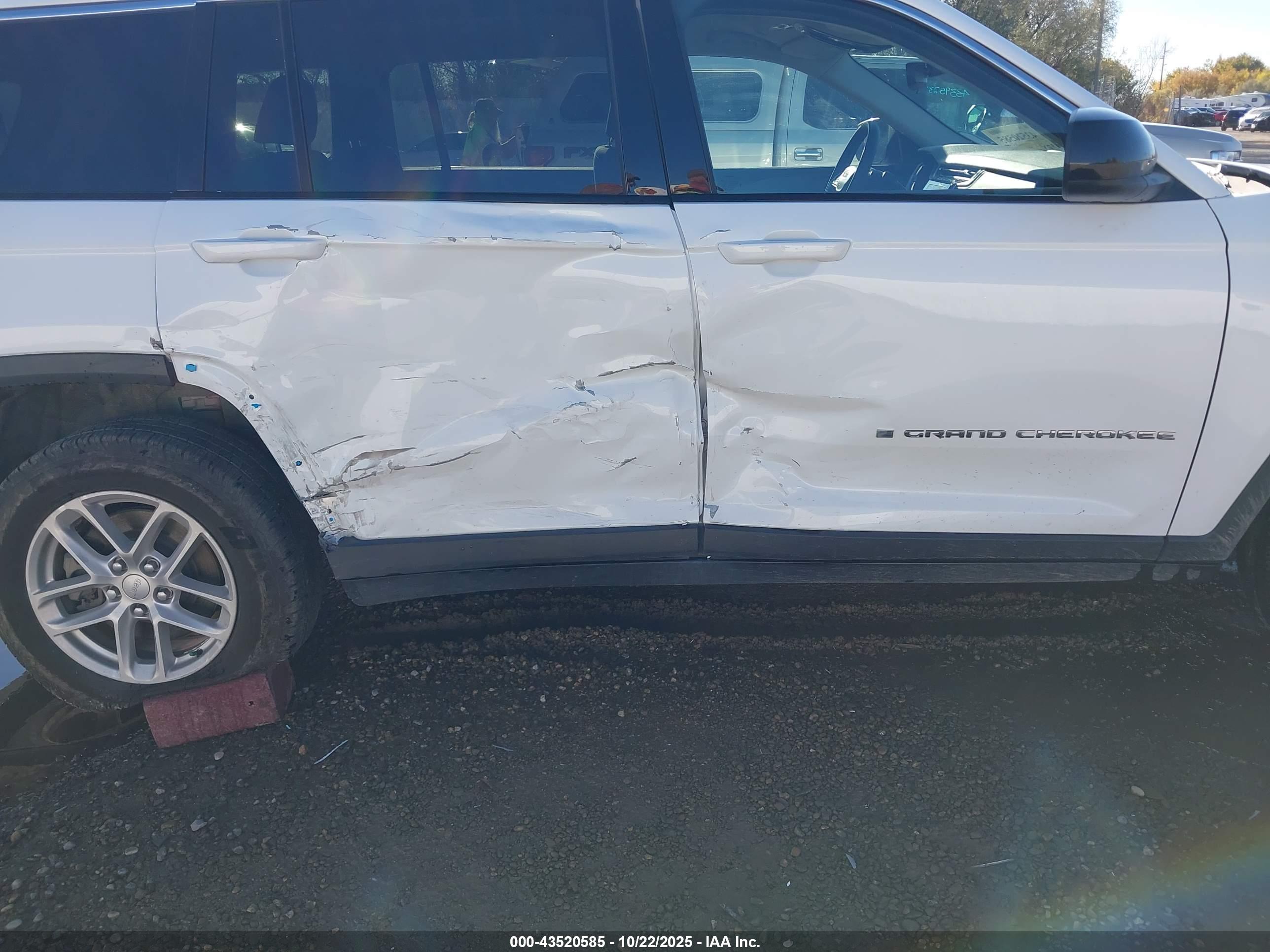 JEEP GRAND image 6