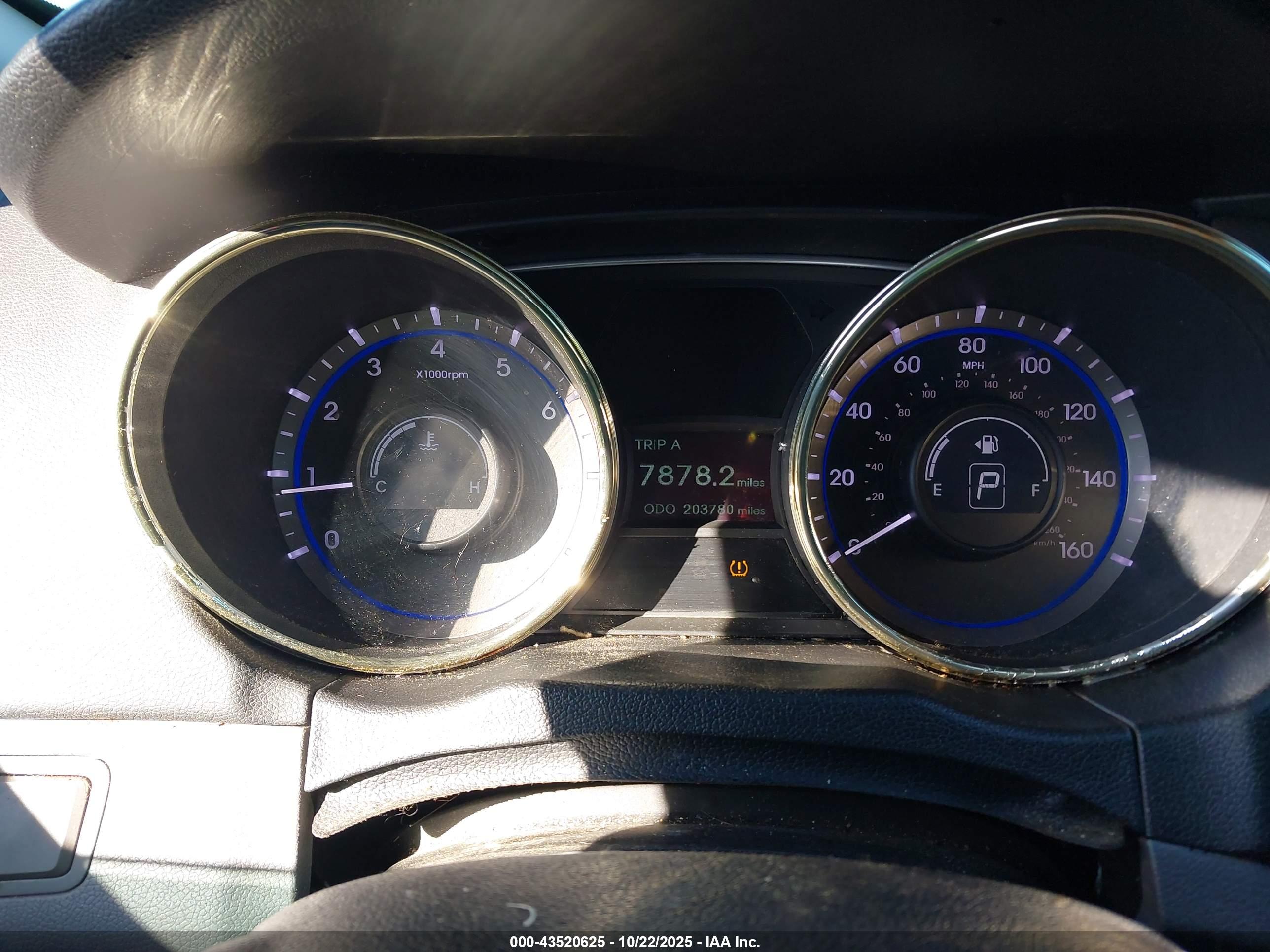 HYUNDAI SONATA image 7