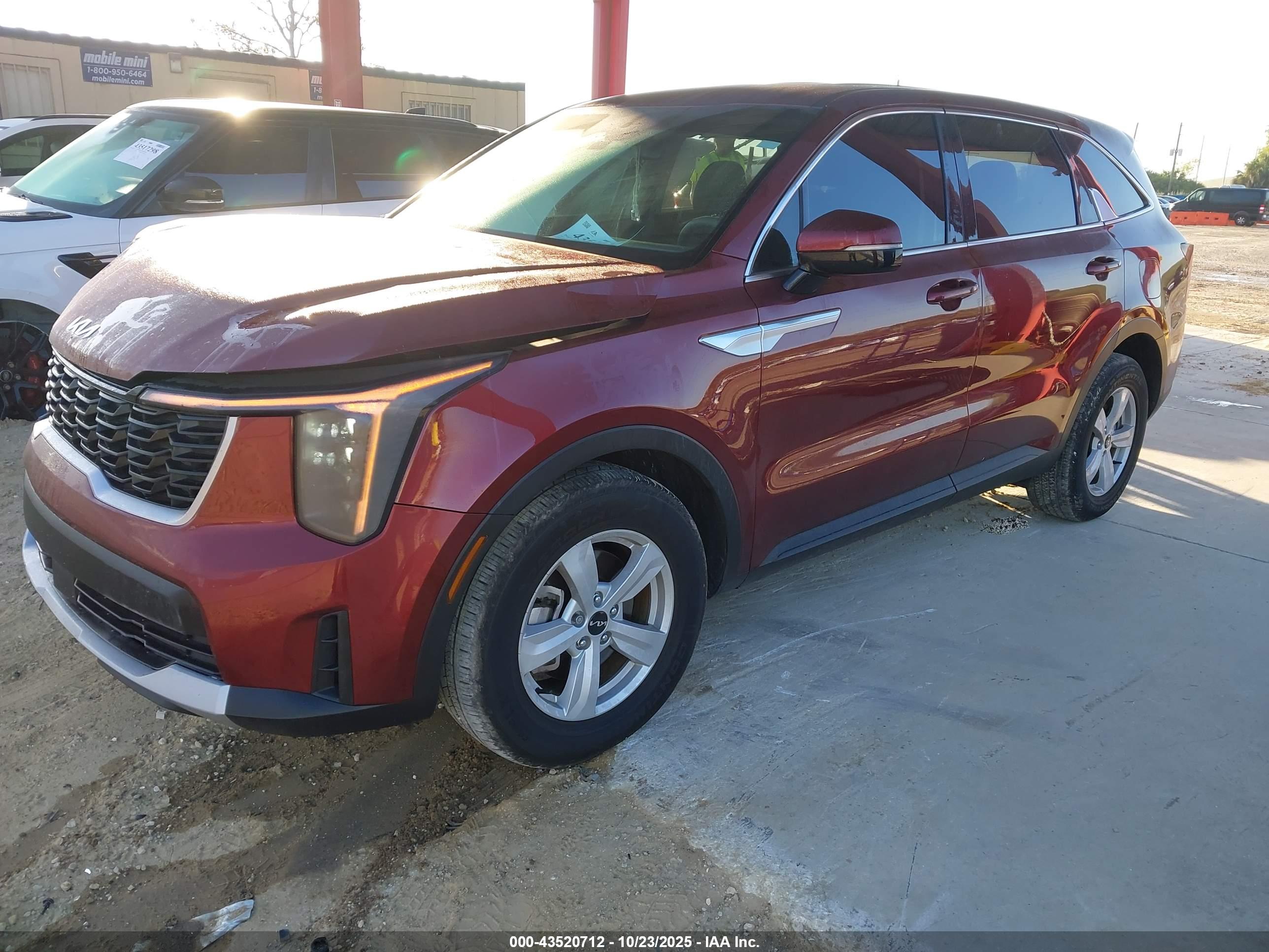 KIA SORENTO image 2