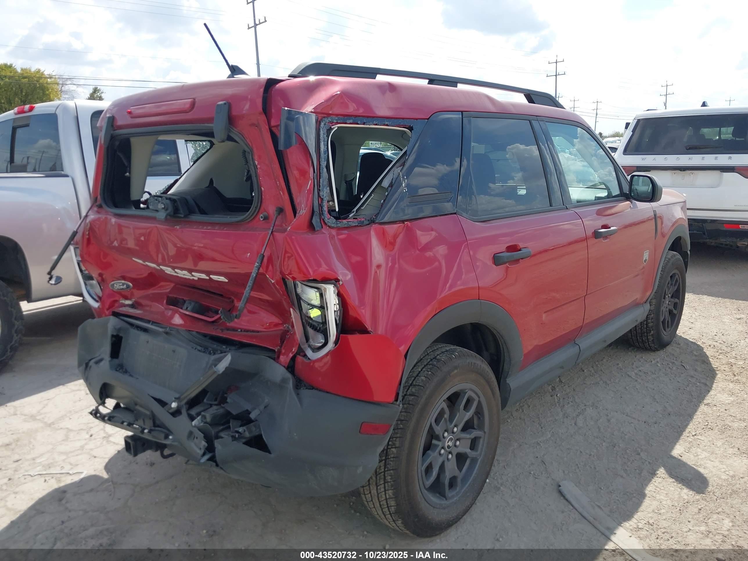 FORD BRONCO image 4