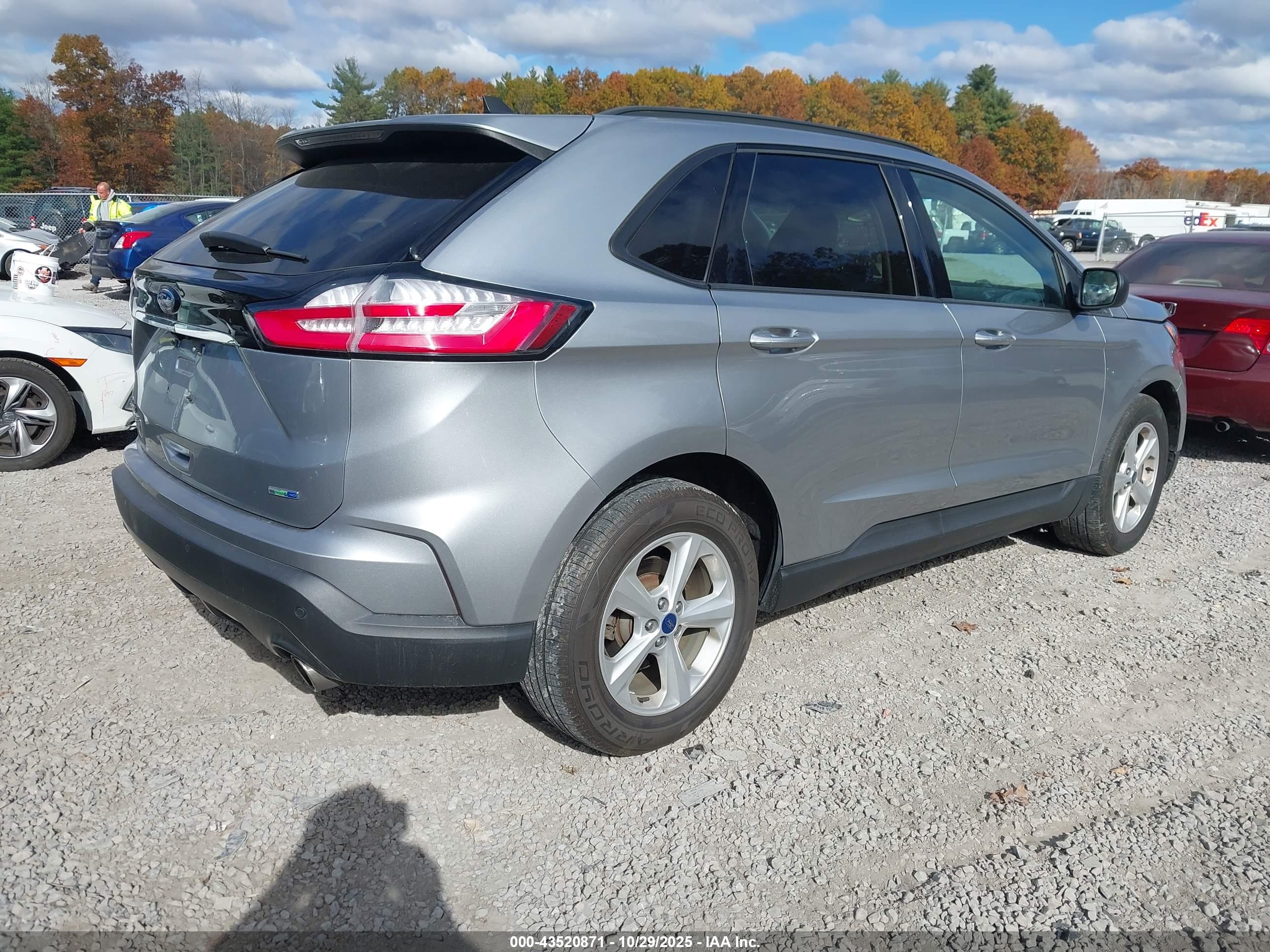 FORD EDGE image 4