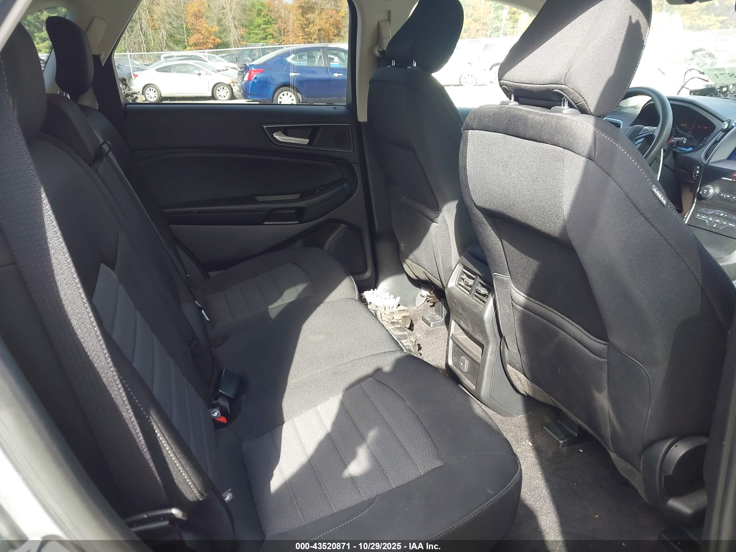 FORD EDGE image 8
