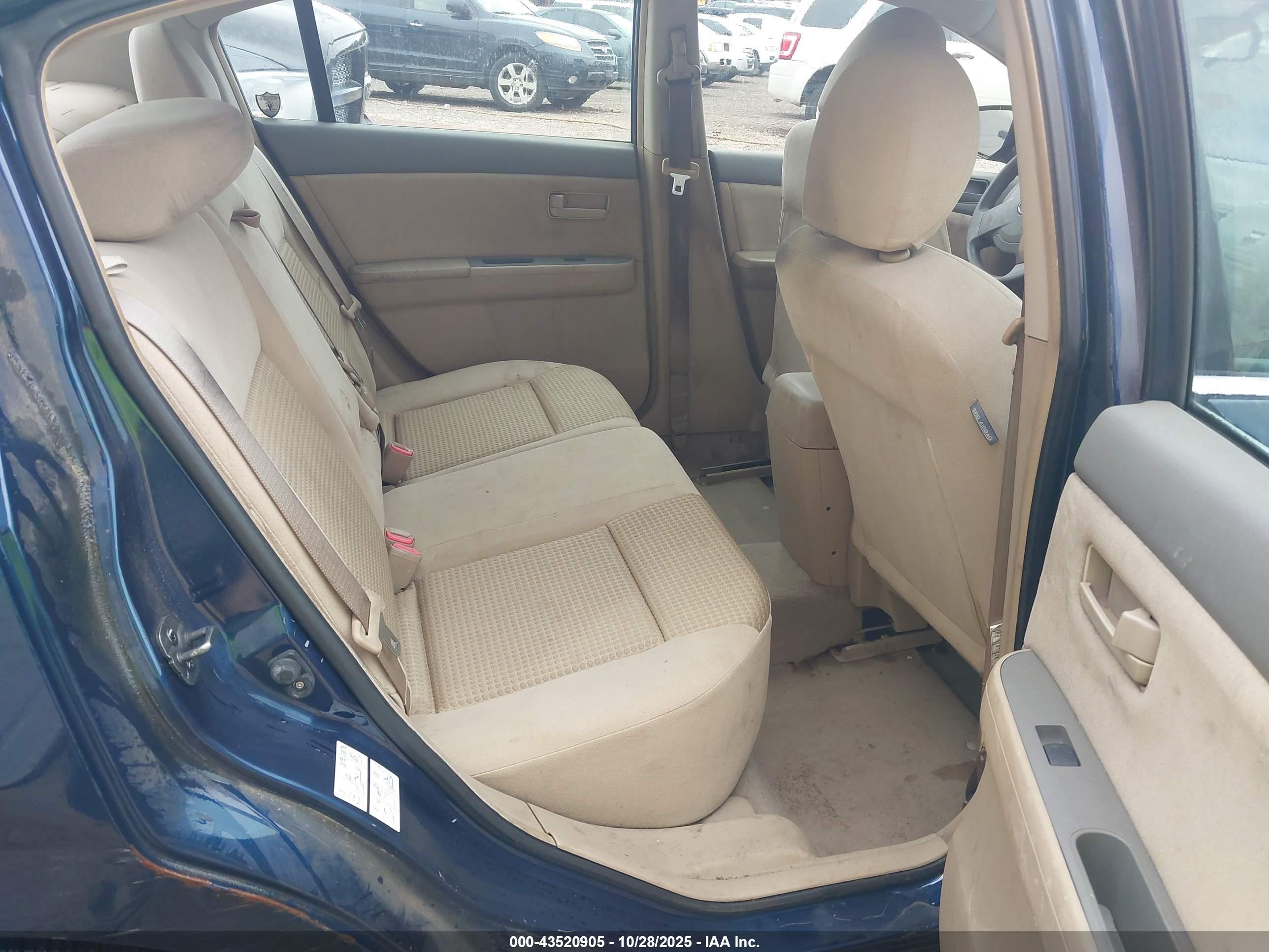 NISSAN SENTRA image 8