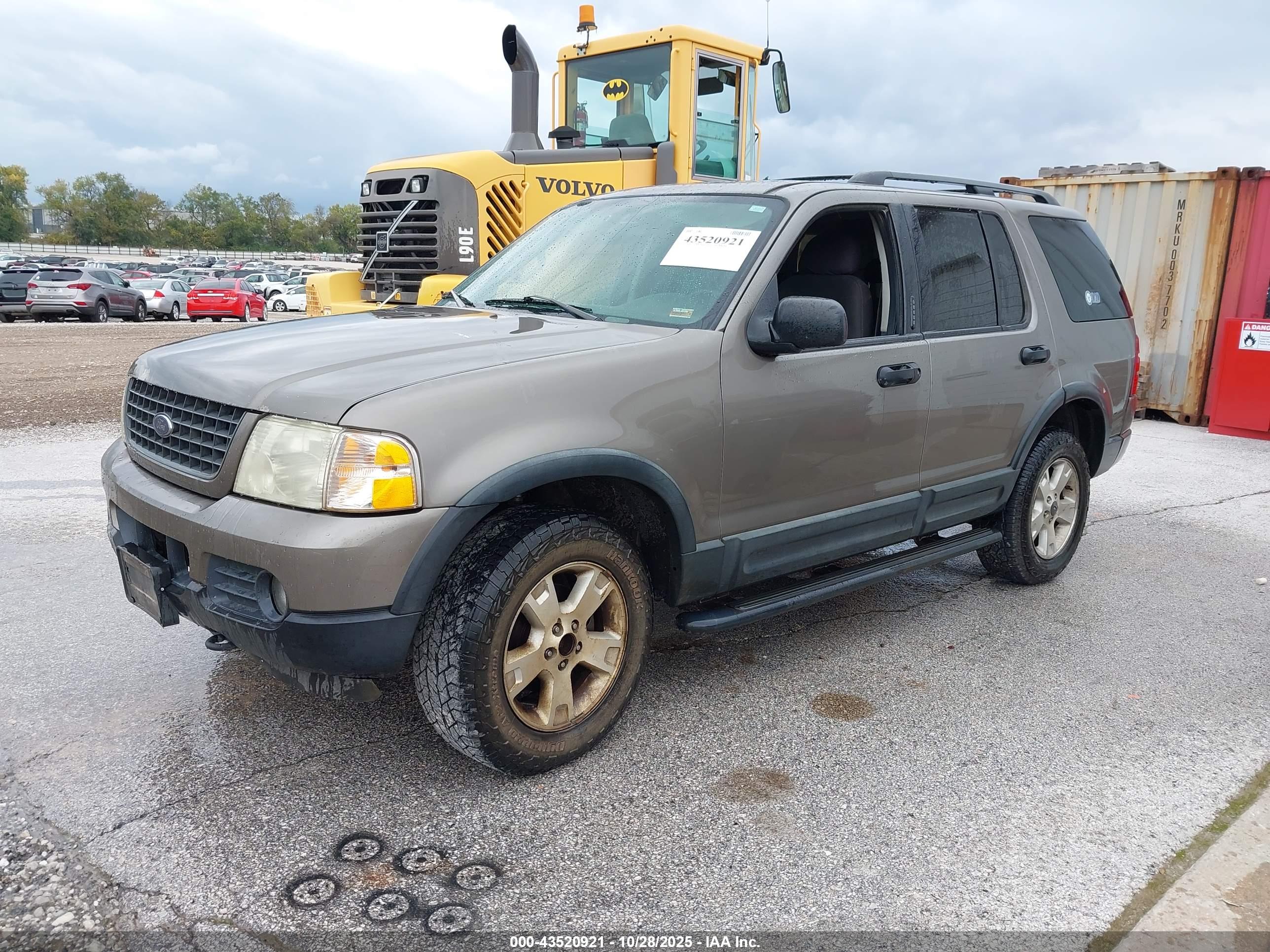 FORD EXPLORER image 2