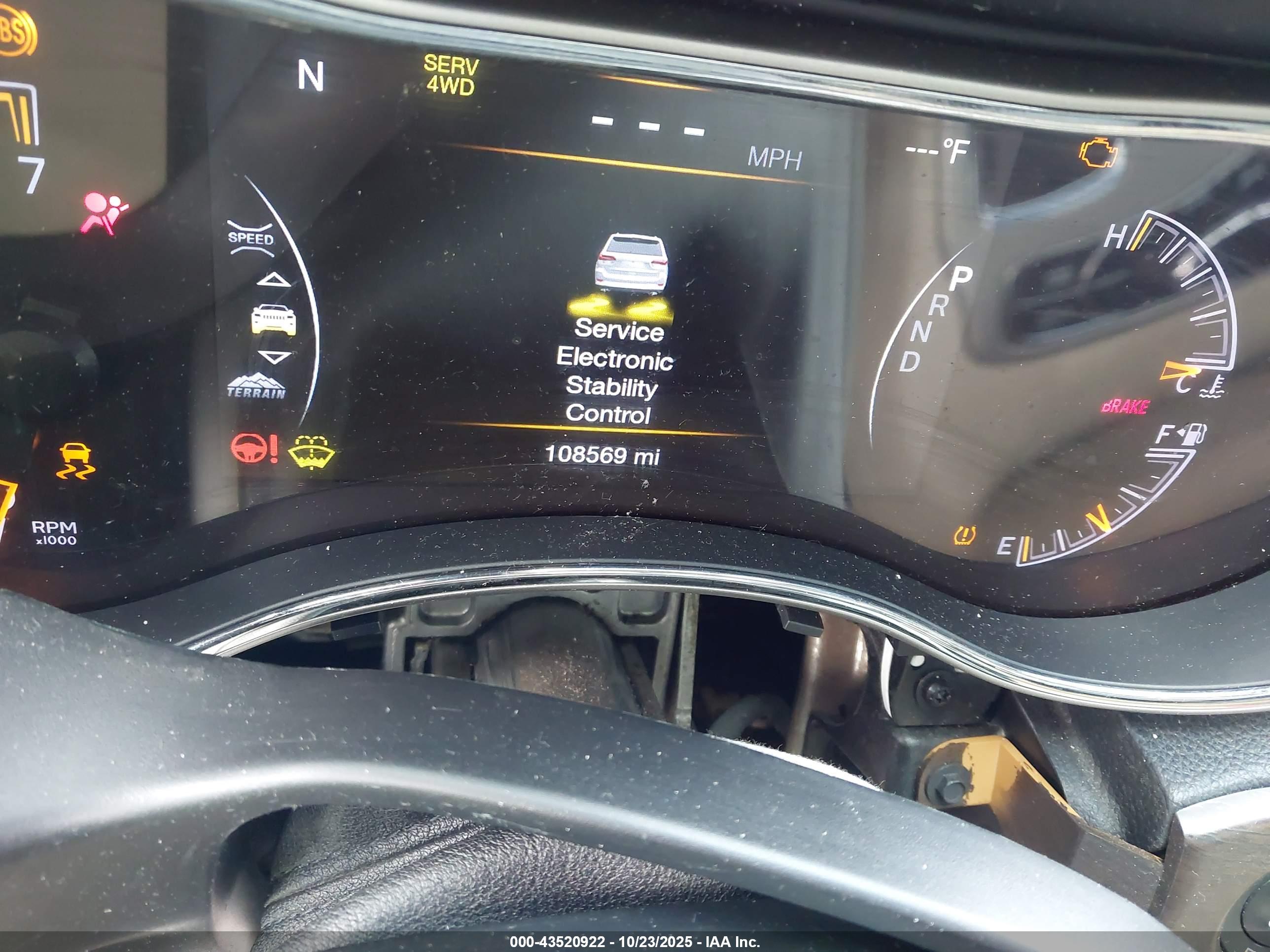 JEEP GRAND image 7