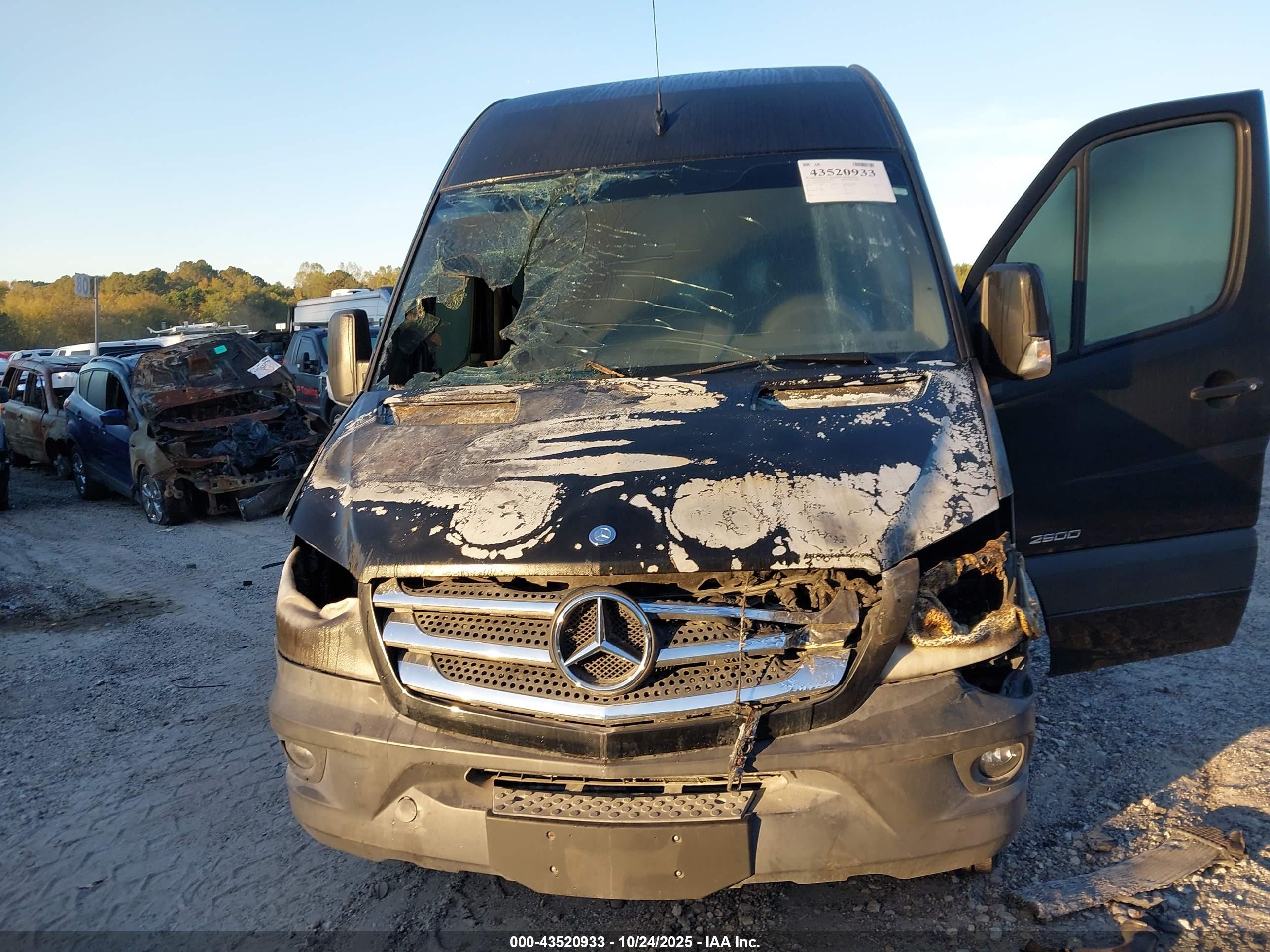 MERCEDES-BENZ SPRINTER image 6