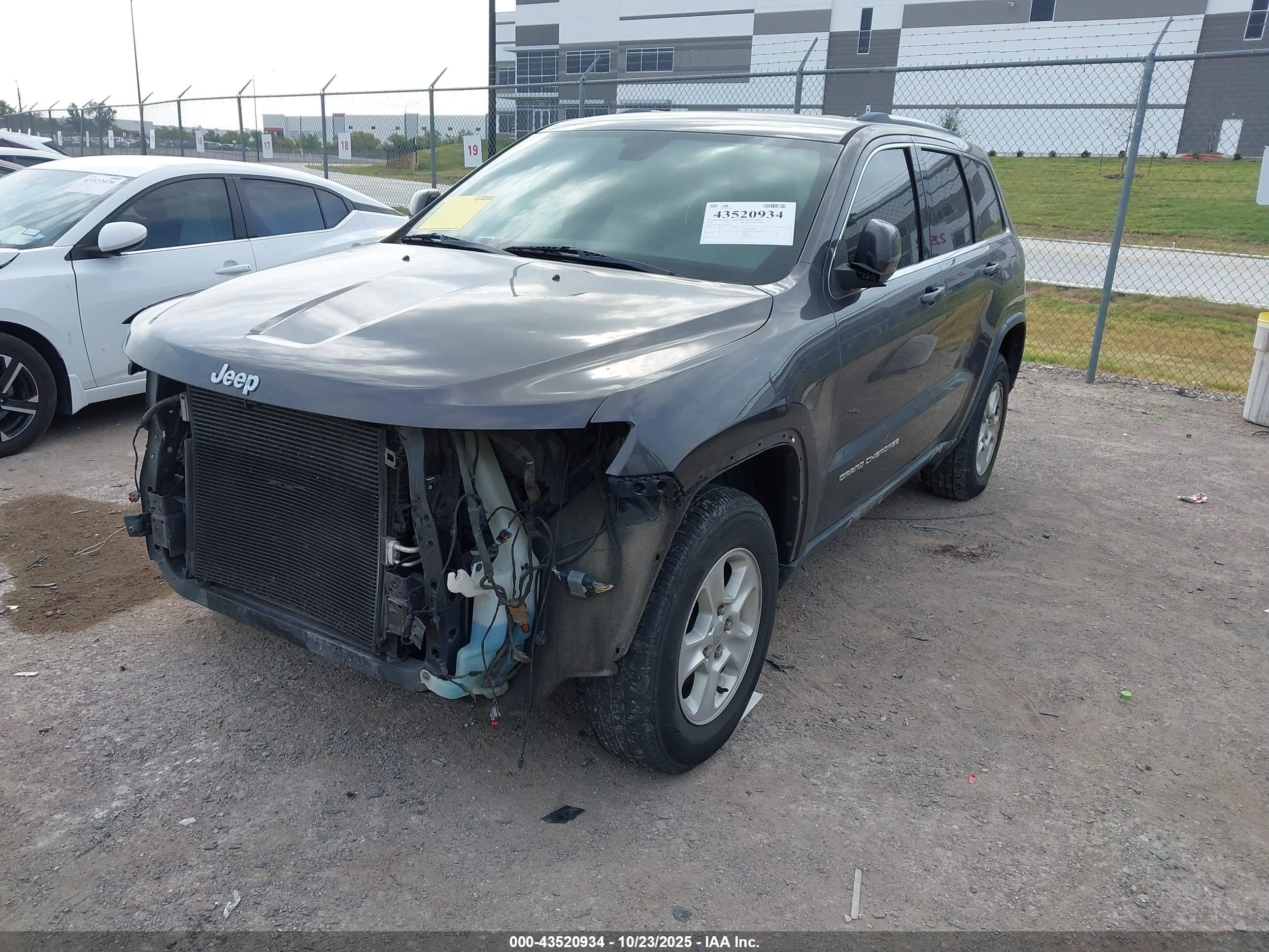JEEP GRAND image 2