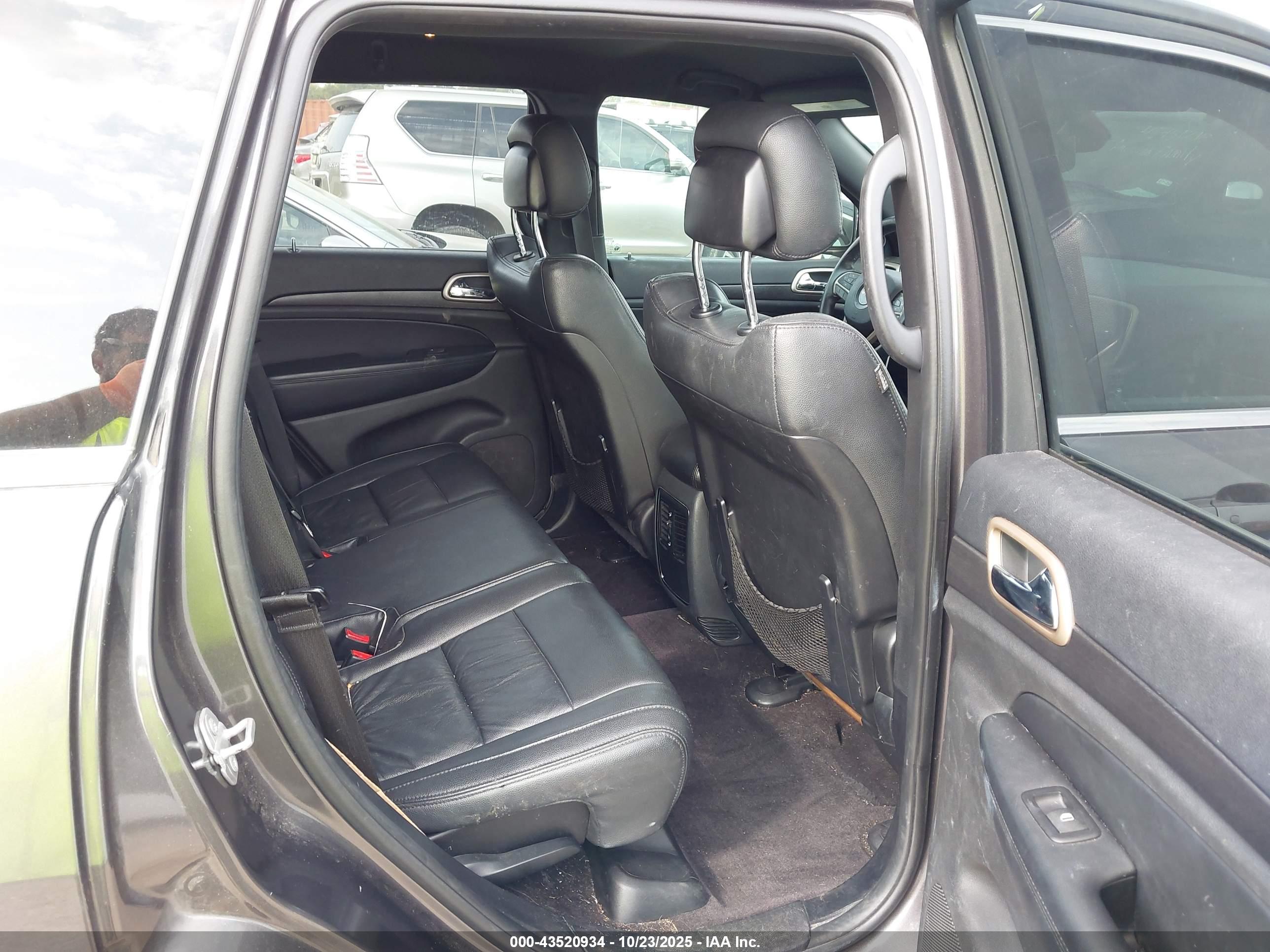 JEEP GRAND image 8