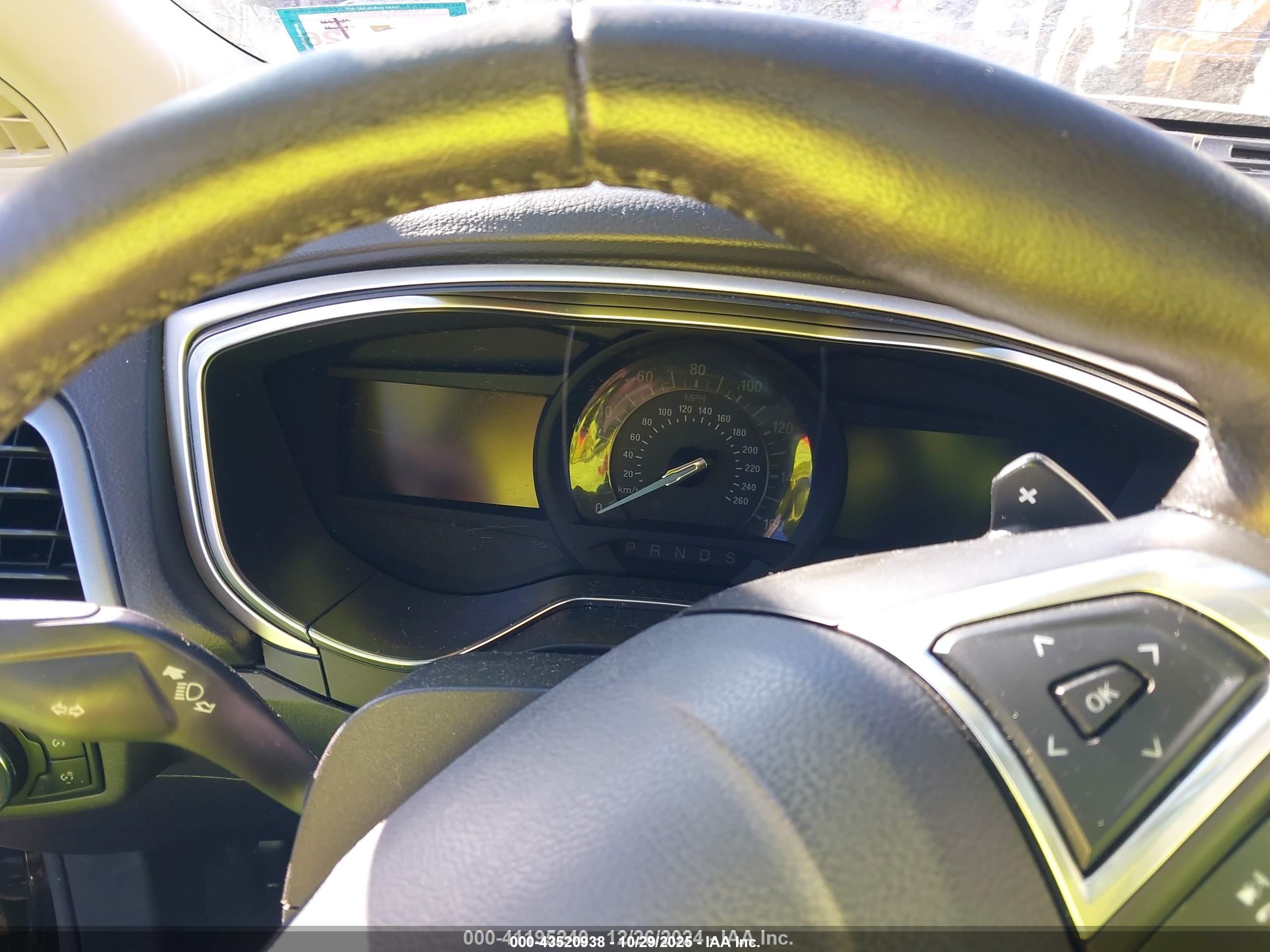 FORD FUSION image 7