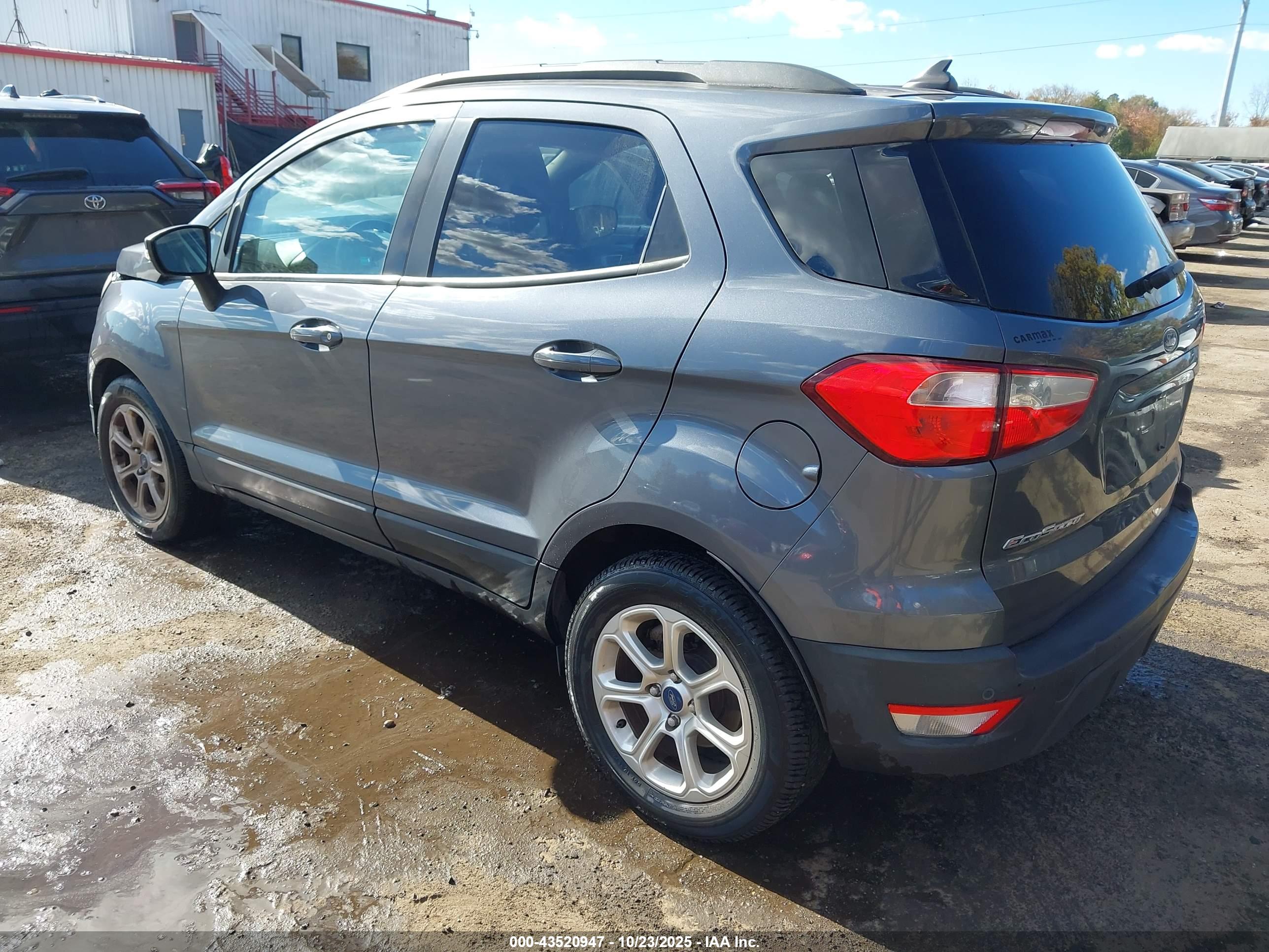 FORD ECOSPORT image 3