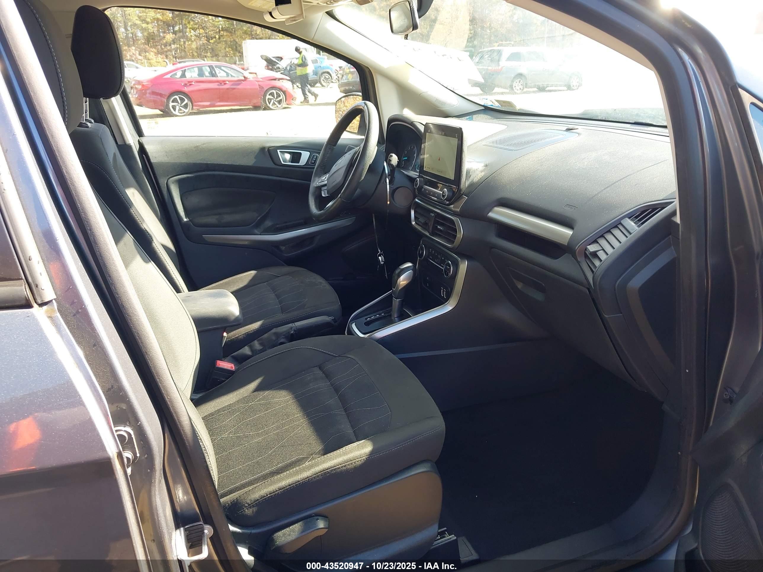 FORD ECOSPORT image 5