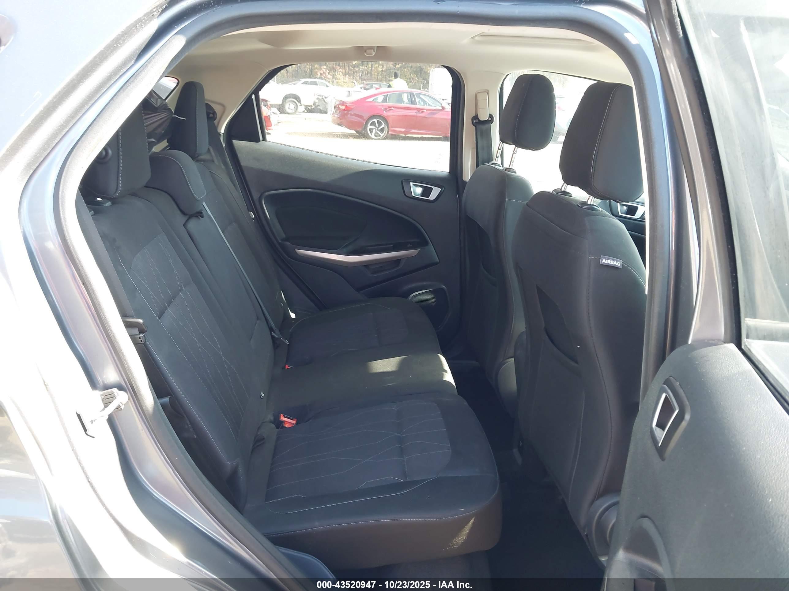 FORD ECOSPORT image 8