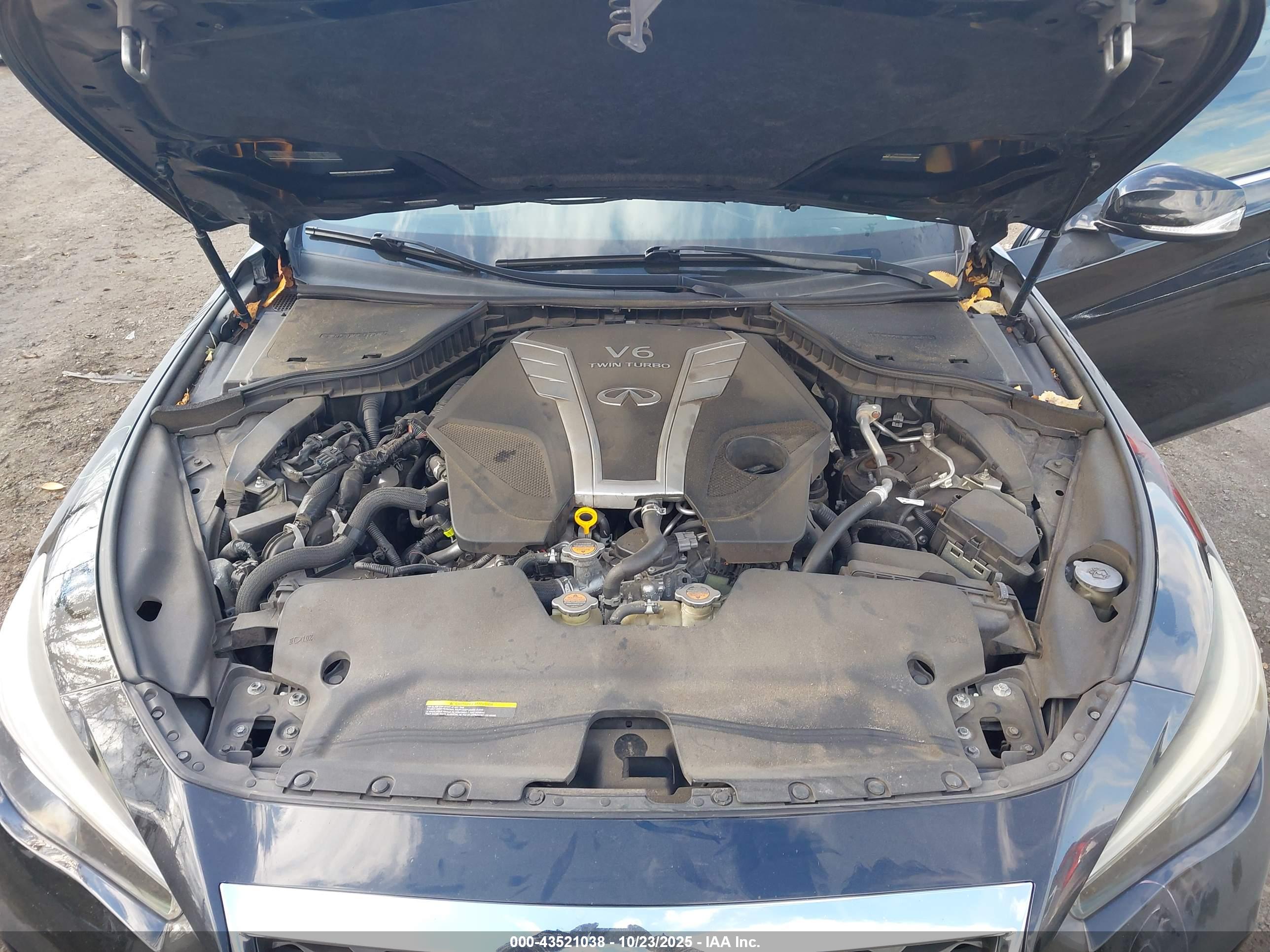 INFINITI Q50 image 10