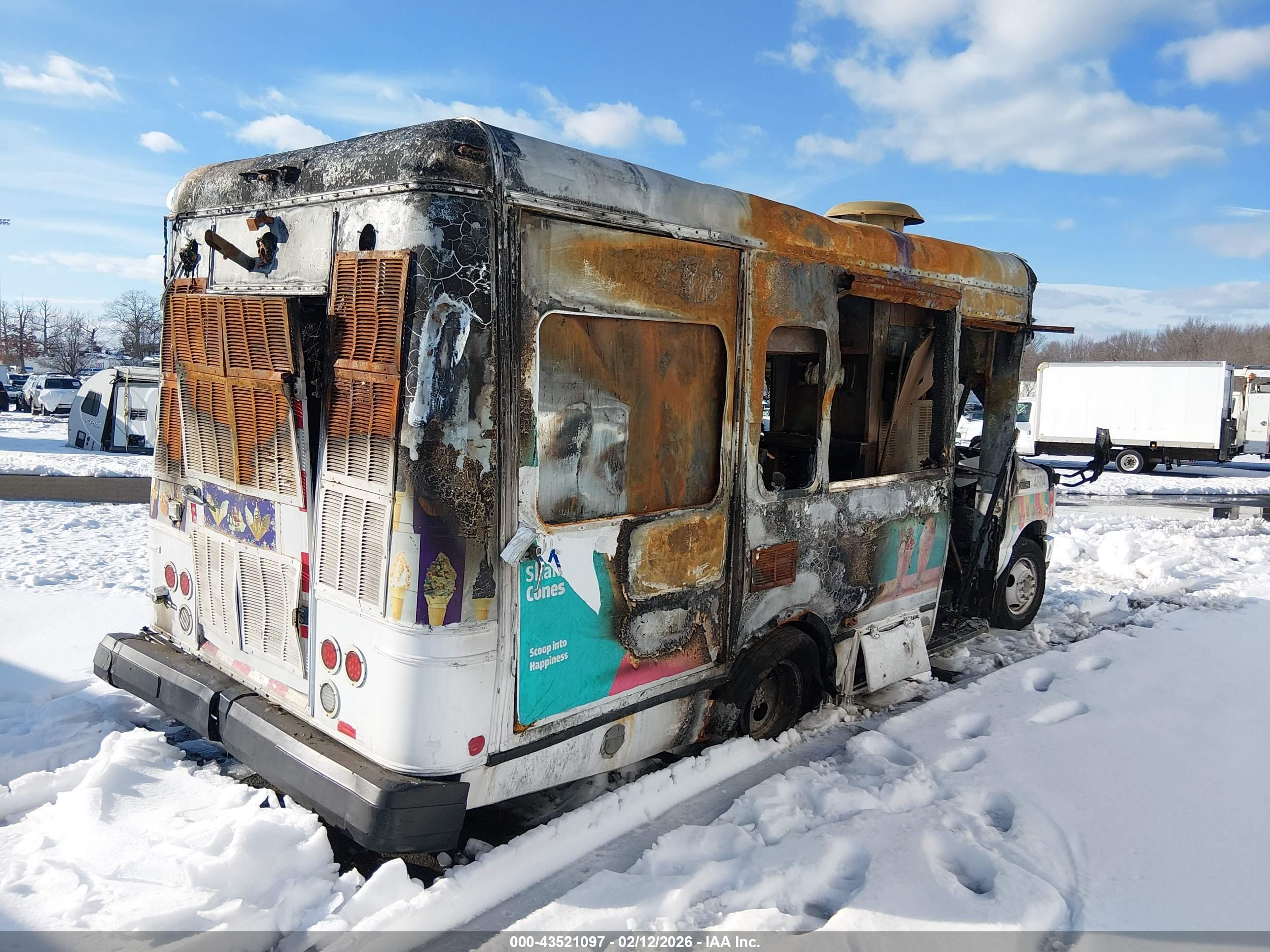 FORD E-350 image 4