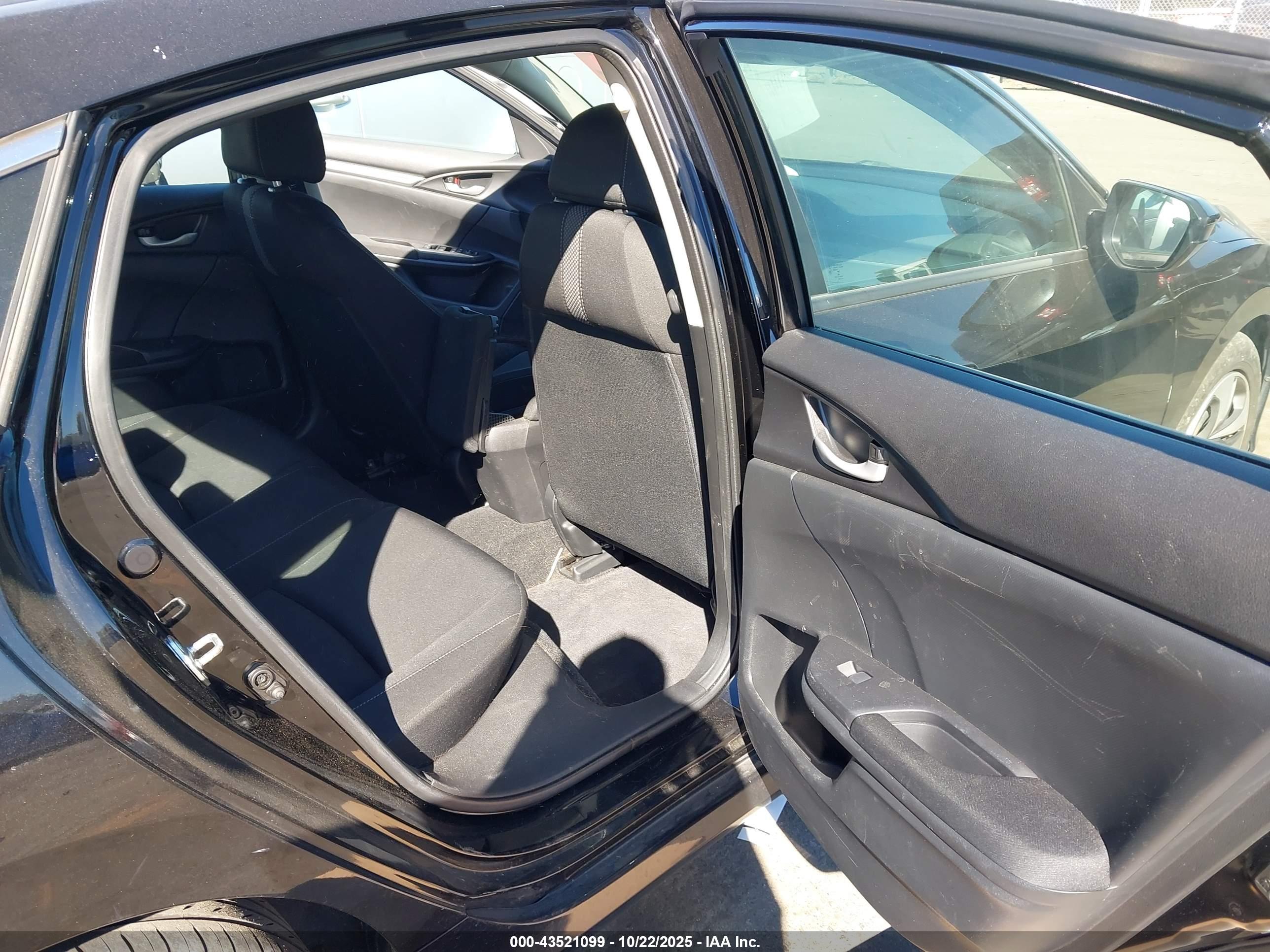 HONDA CIVIC image 8