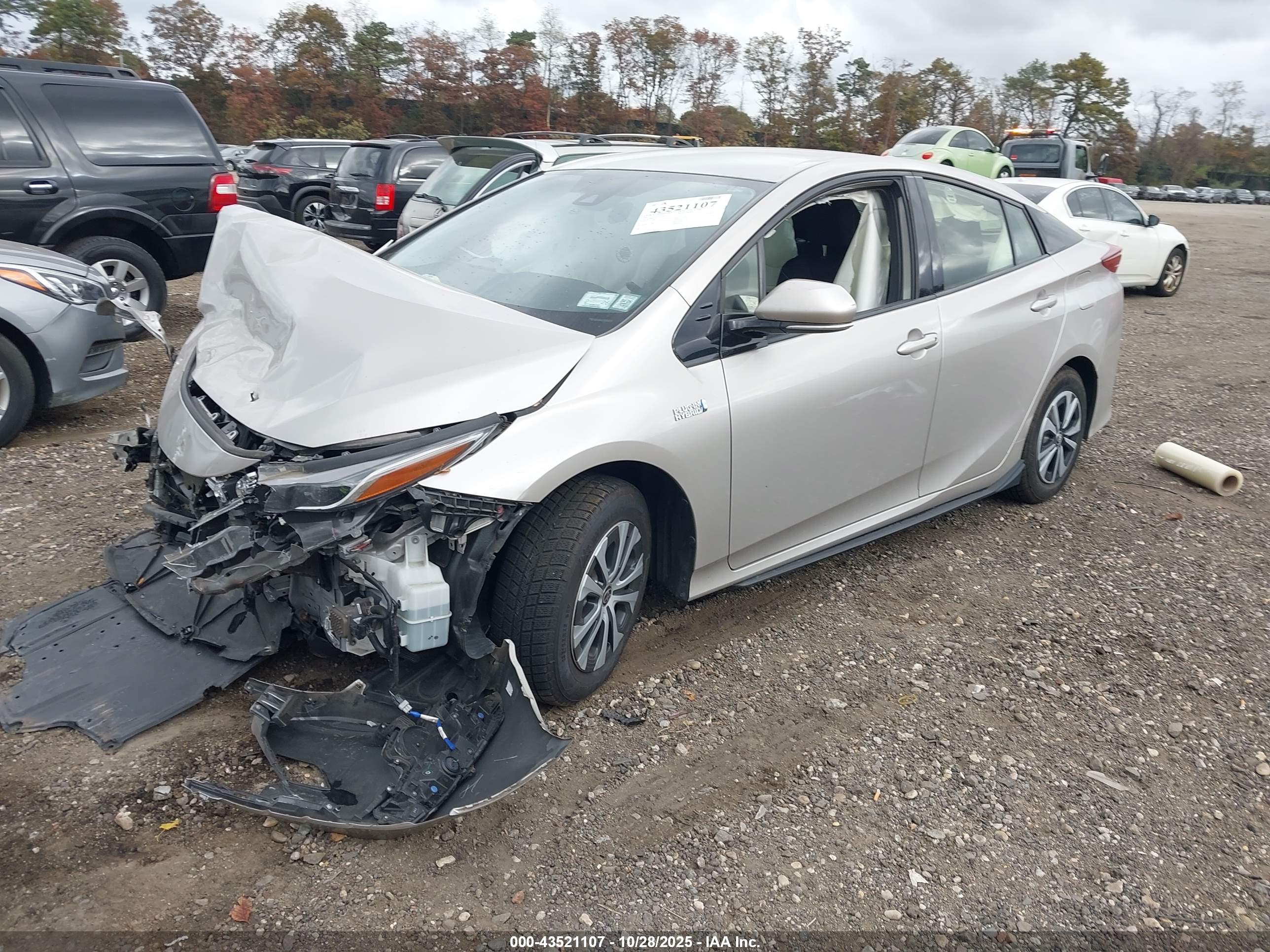 TOYOTA PRIUS image 2