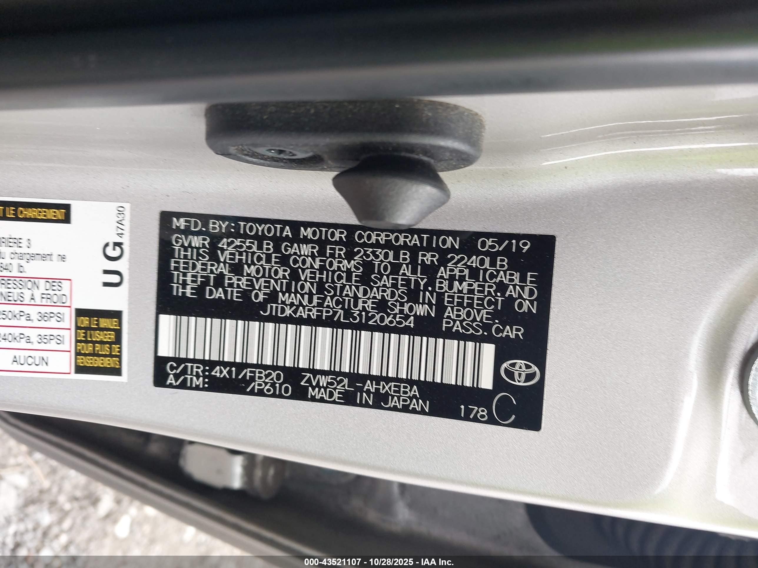 TOYOTA PRIUS image 9