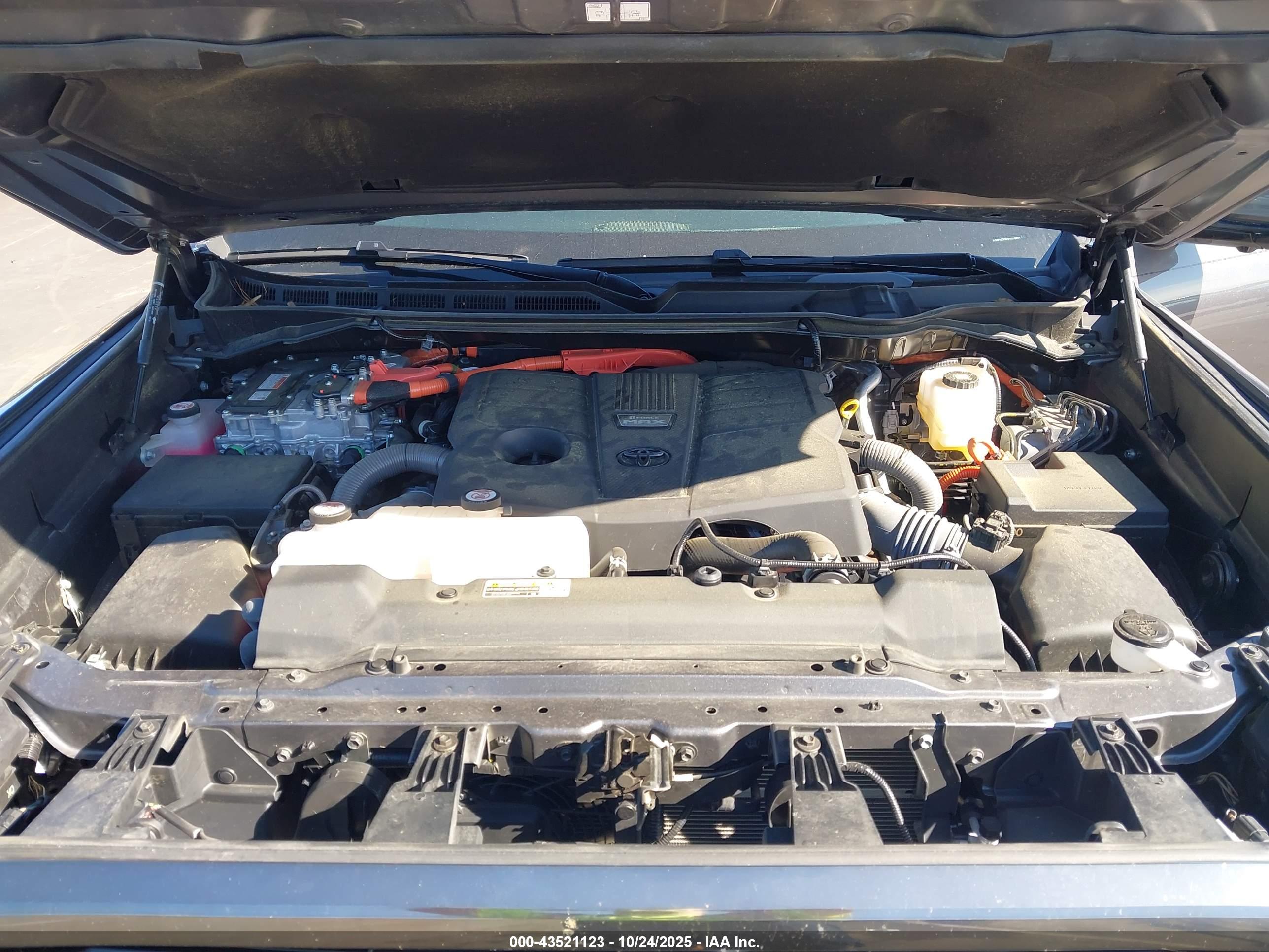 TOYOTA TUNDRA image 10