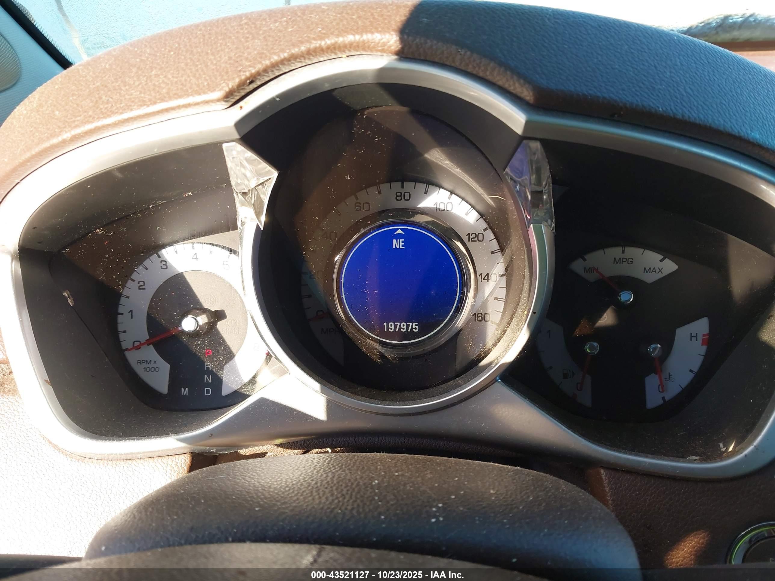 CADILLAC SRX image 7