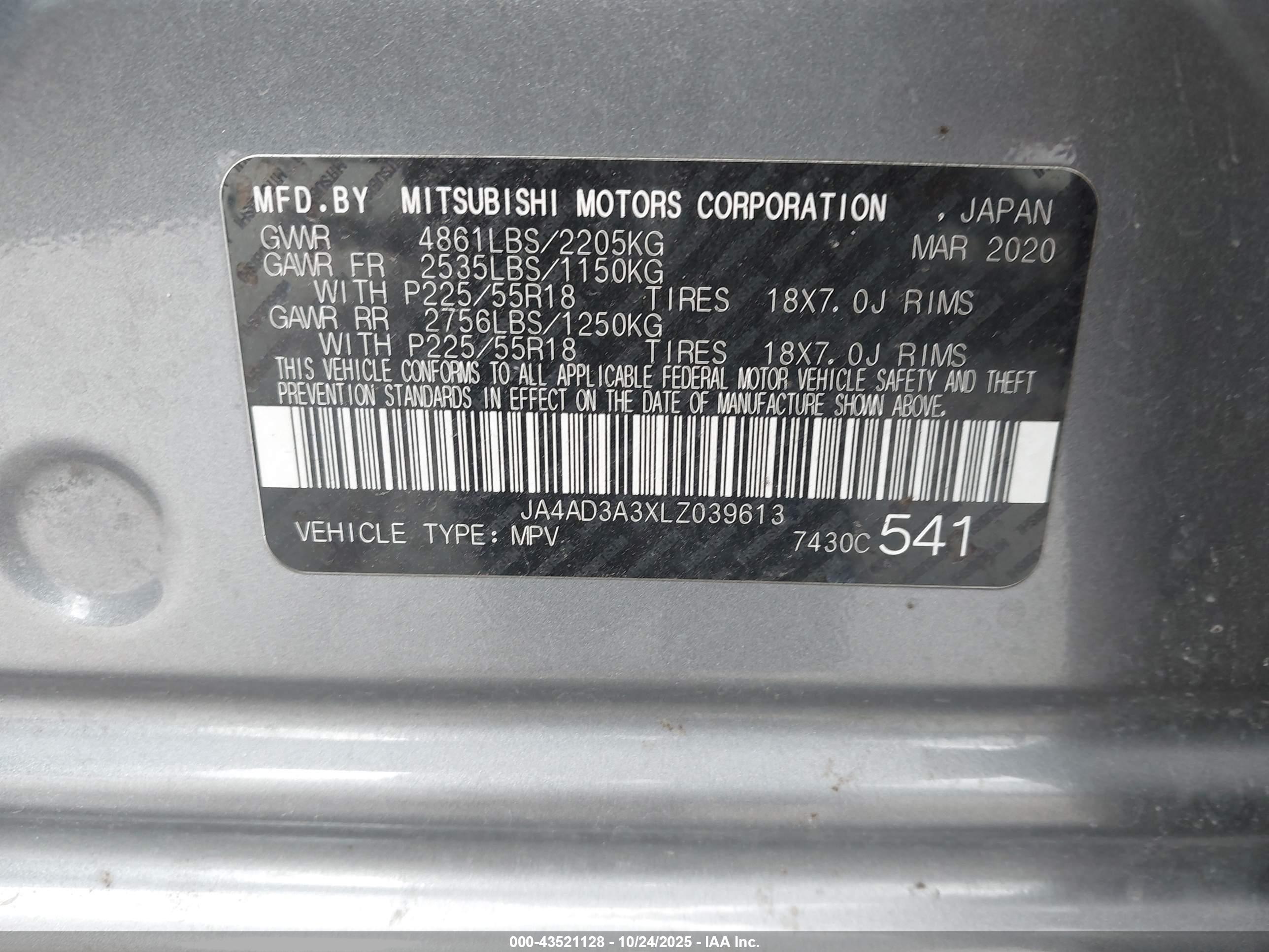 MITSUBISHI OUTLANDER image 9