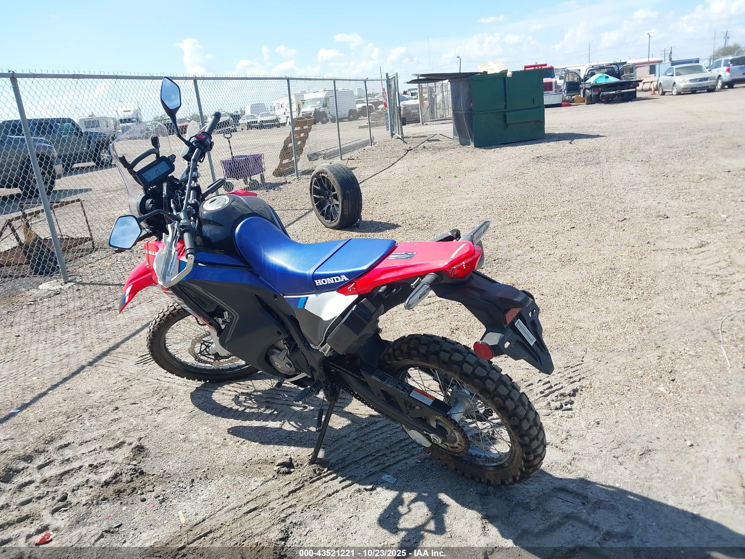 HONDA CRF300 image 3