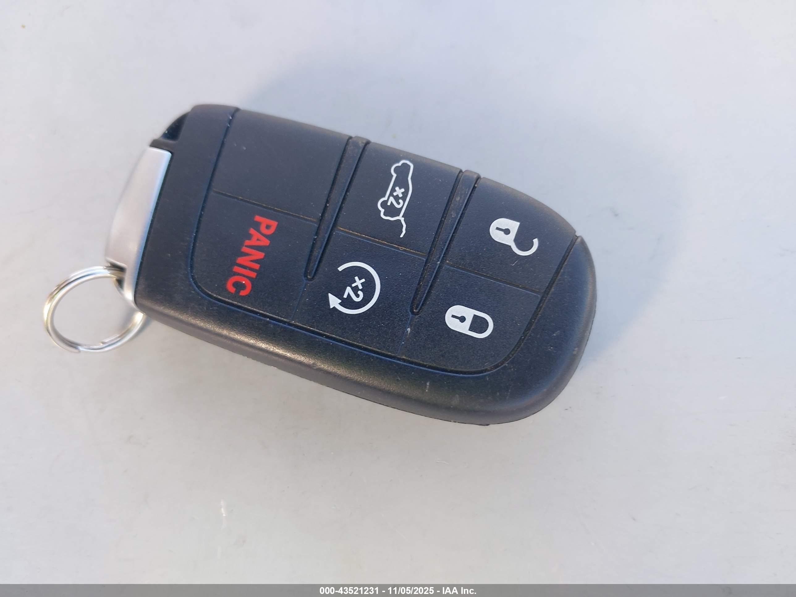 JEEP GRAND image 11