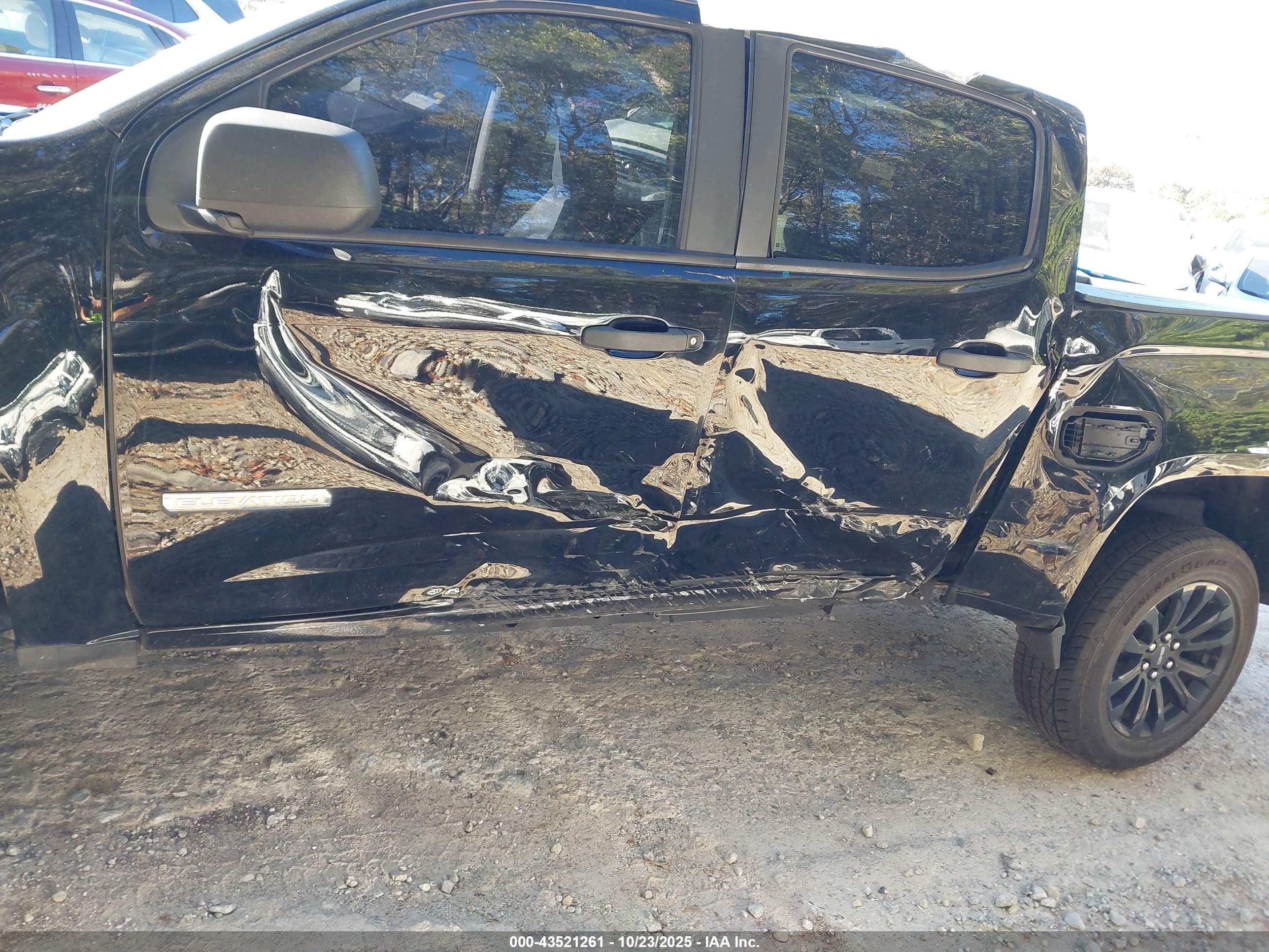 GMC CANYON image 6