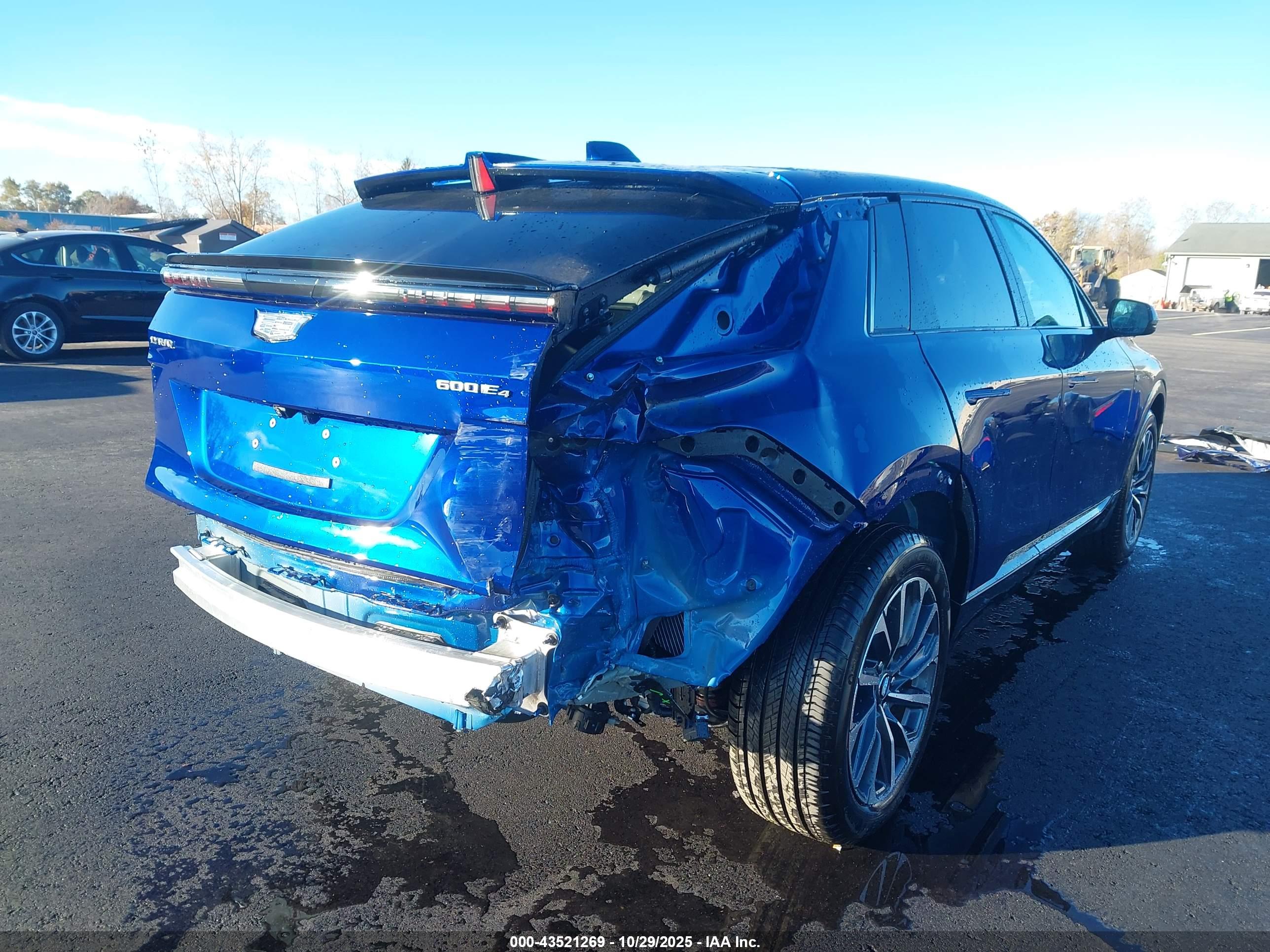 CADILLAC LYRIQ image 4