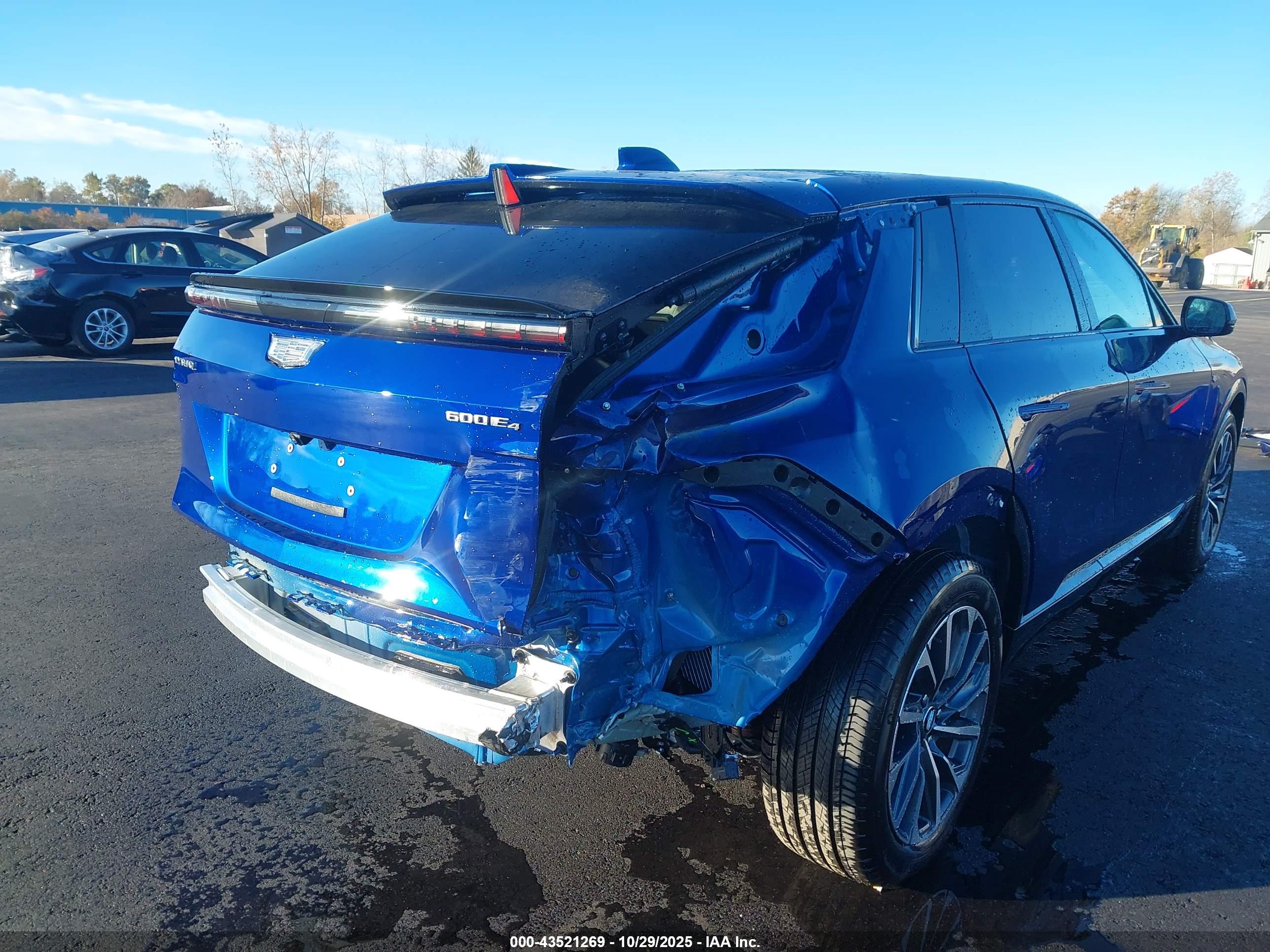 CADILLAC LYRIQ image 6