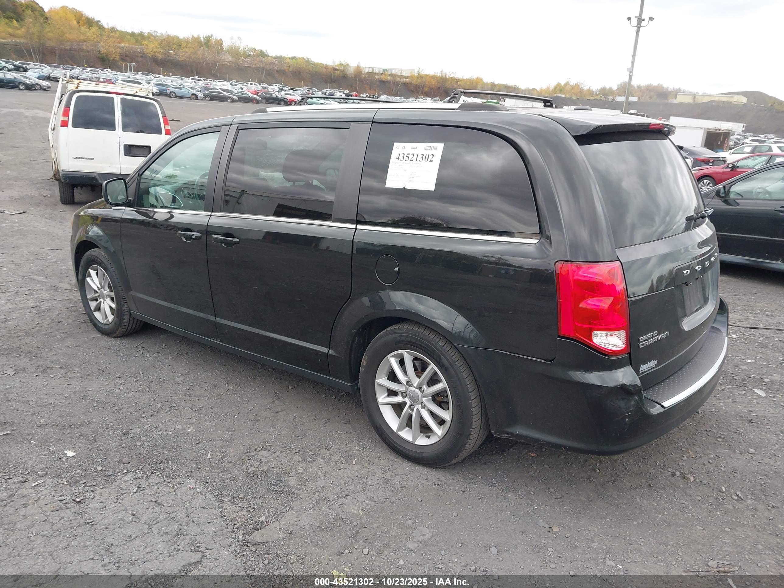 DODGE GRAND image 3