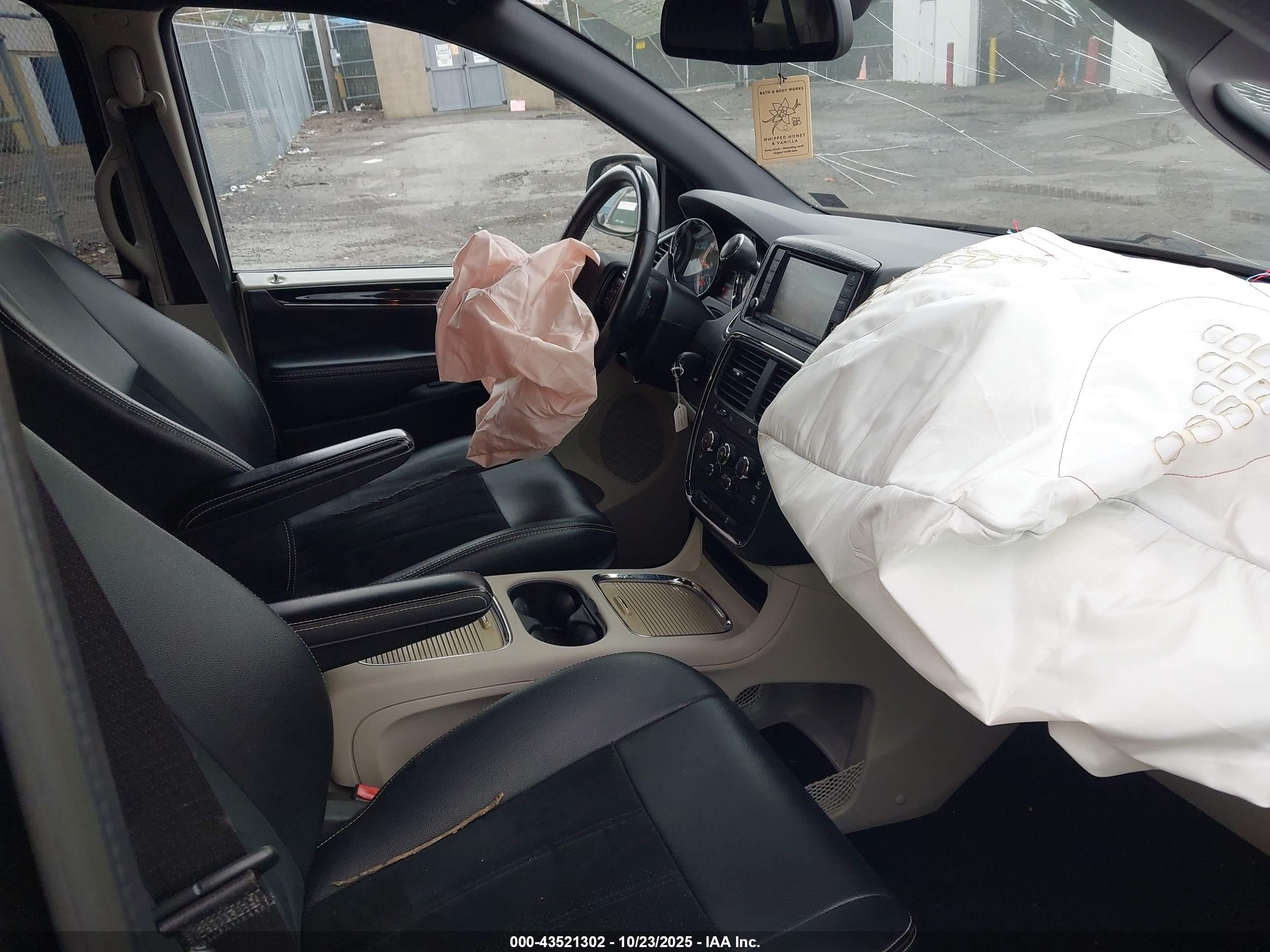 DODGE GRAND image 5