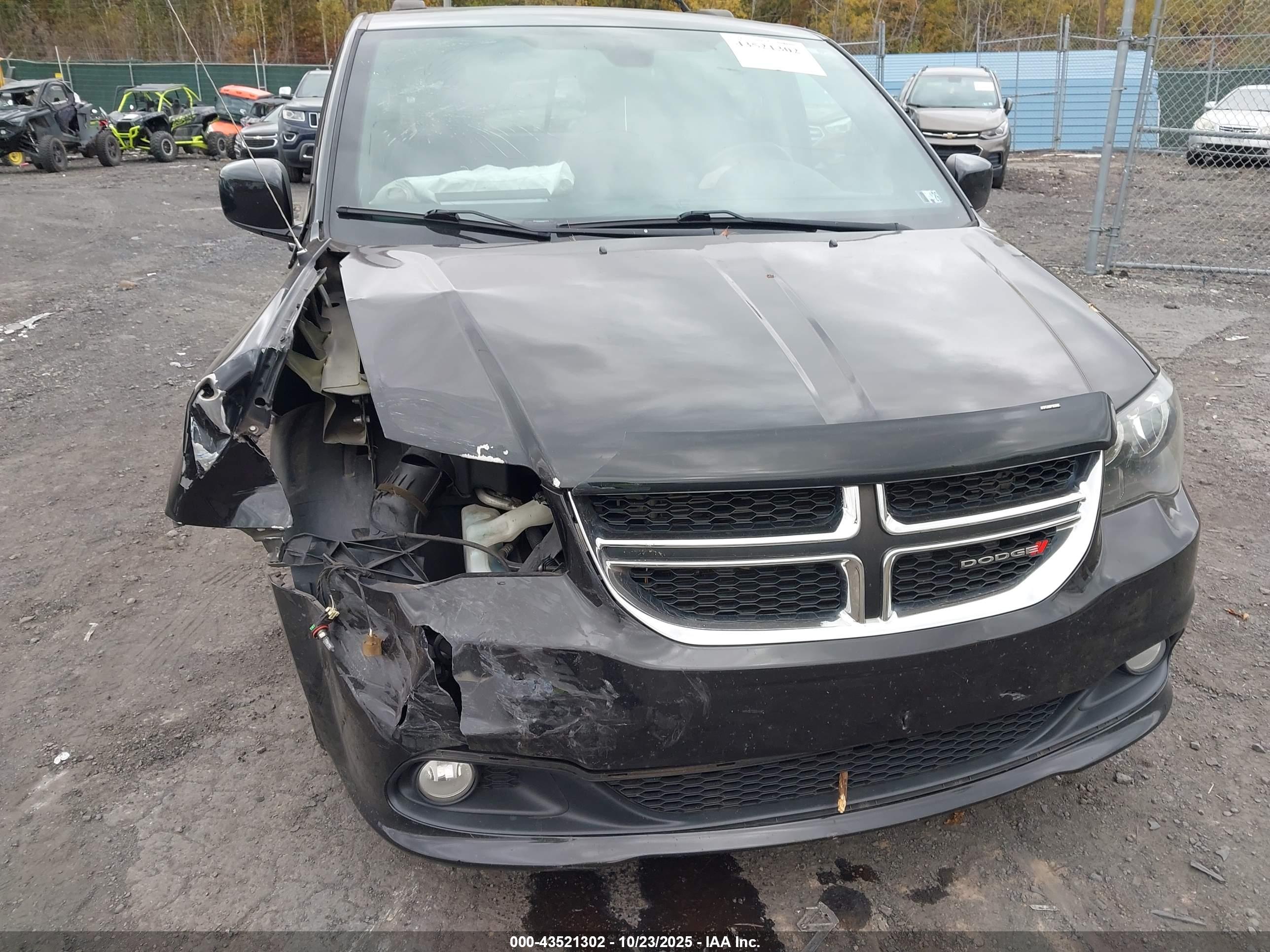 DODGE GRAND image 6