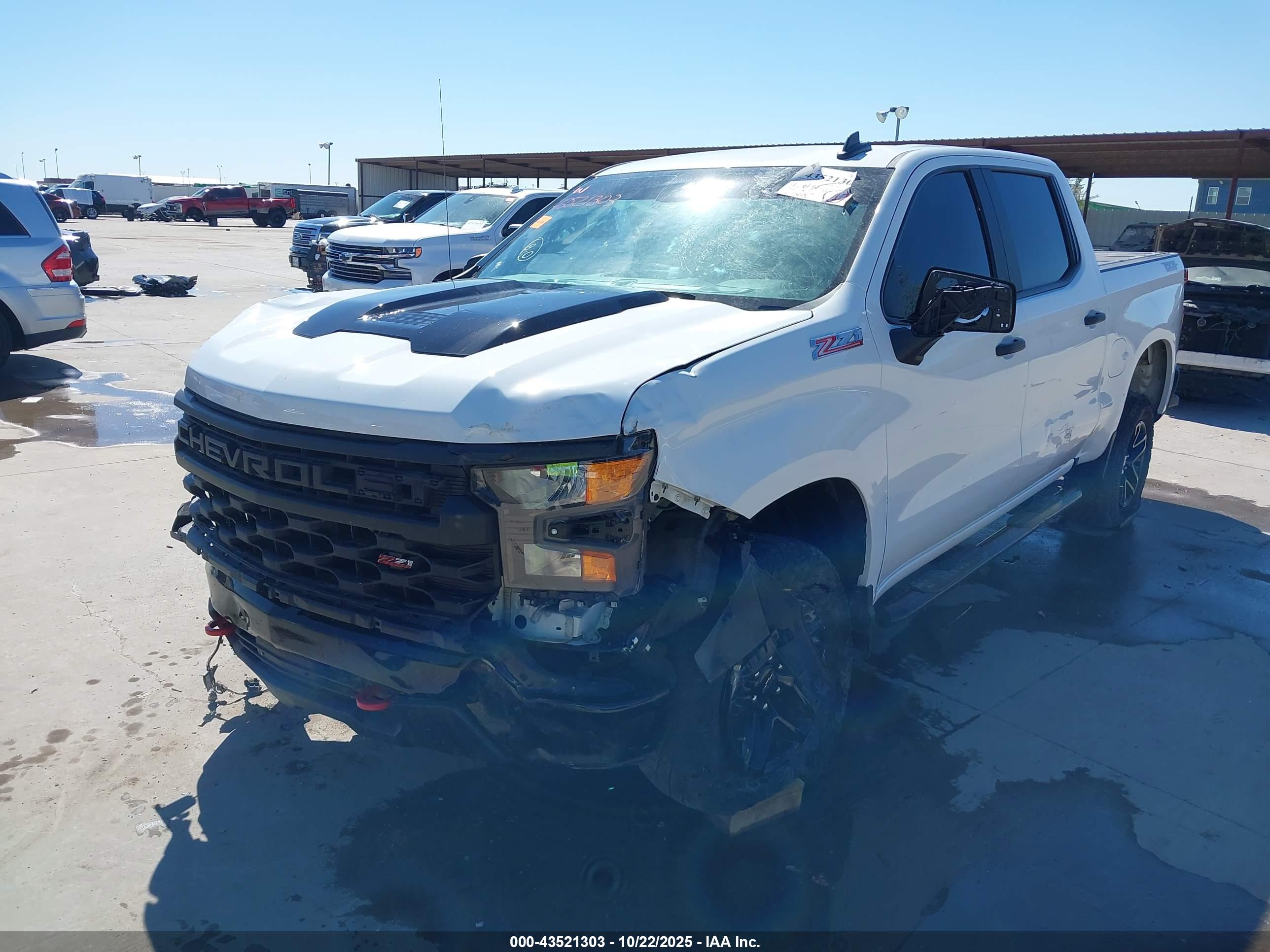 CHEVROLET SILVERADO image 2