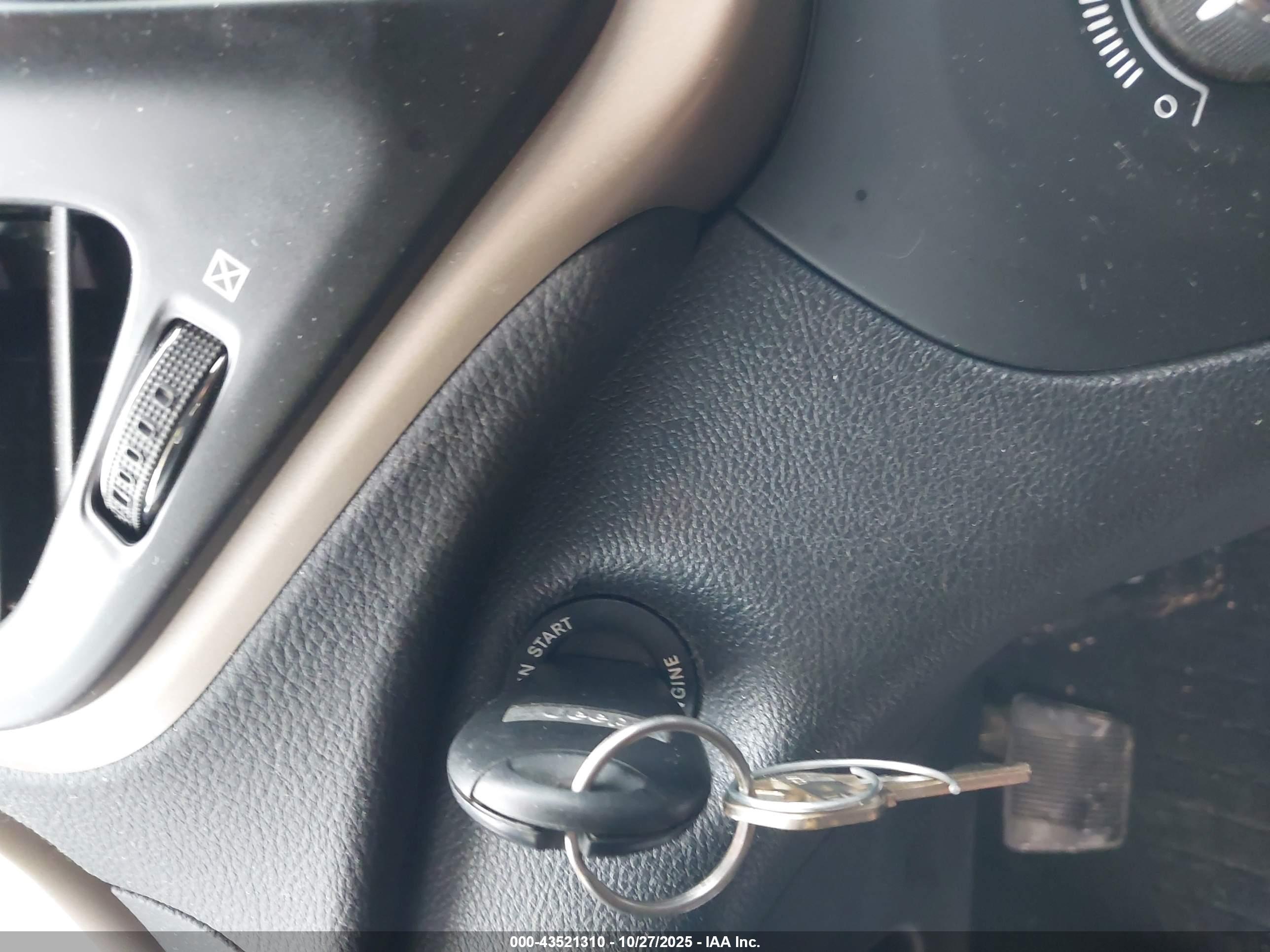 JEEP CHEROKEE image 11