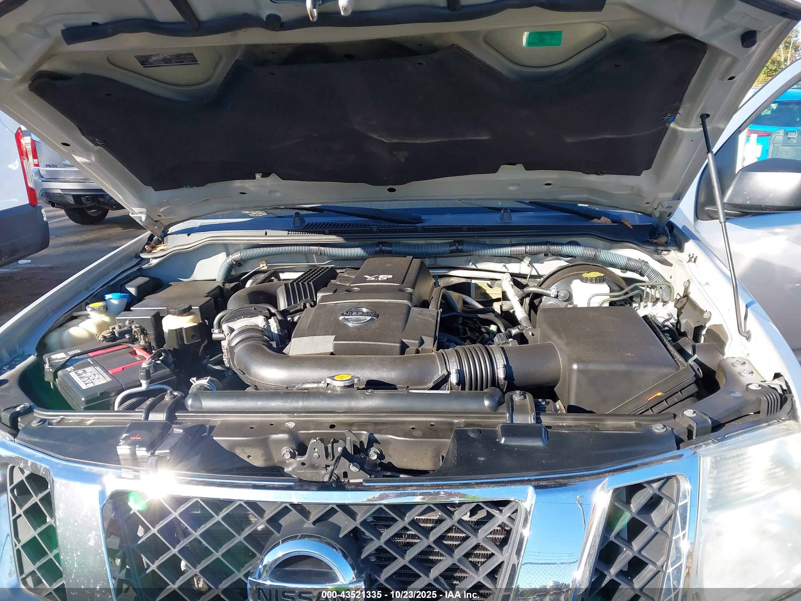 NISSAN PATHFINDER image 10