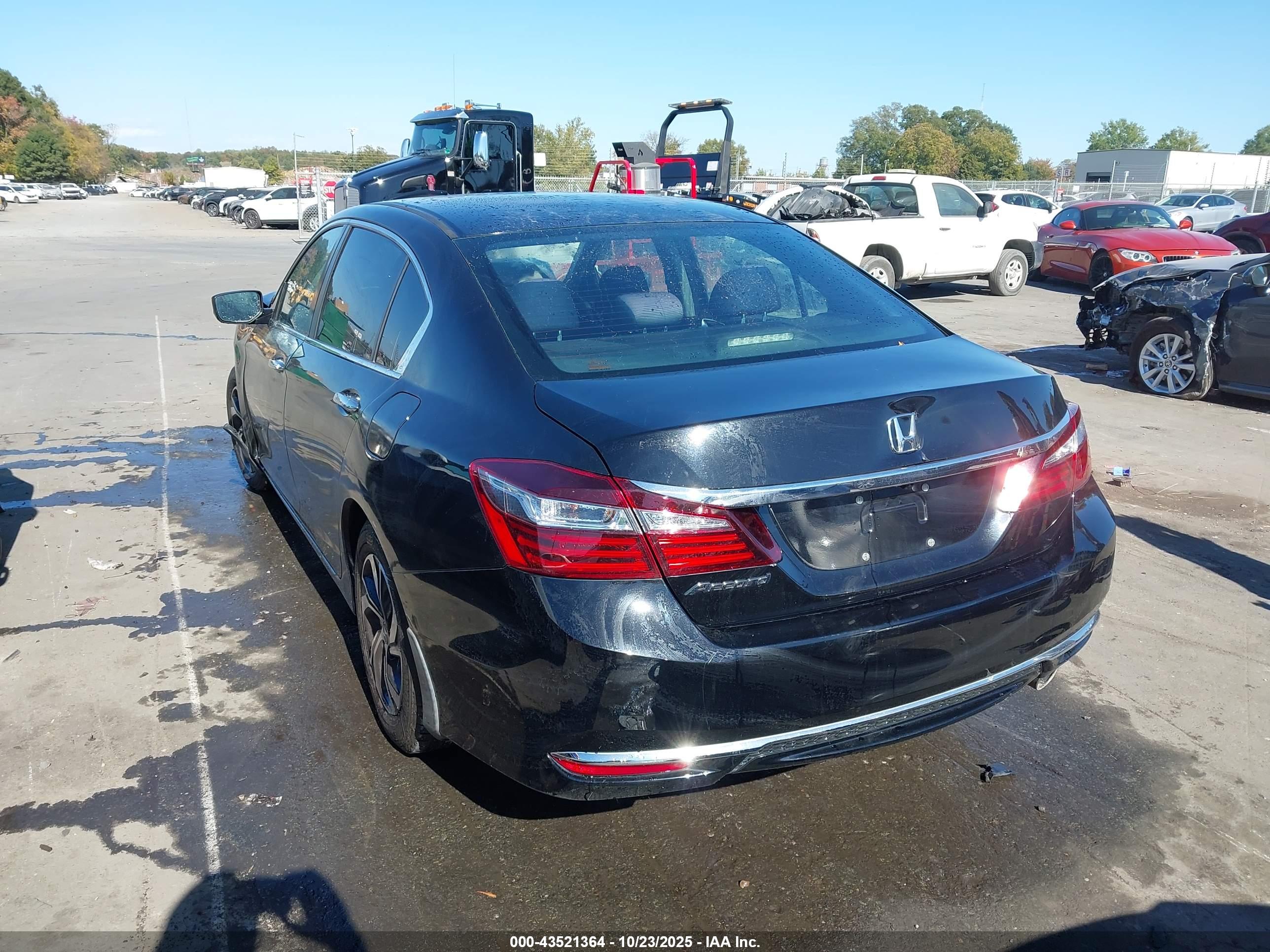 HONDA ACCORD image 3
