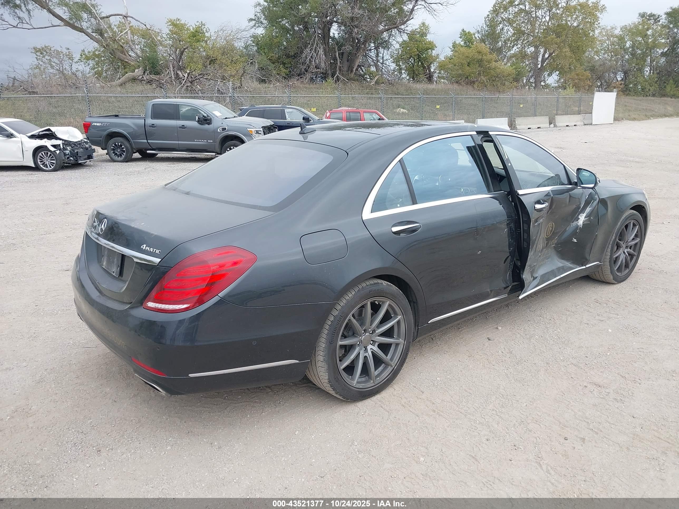 MERCEDES-BENZ S image 4