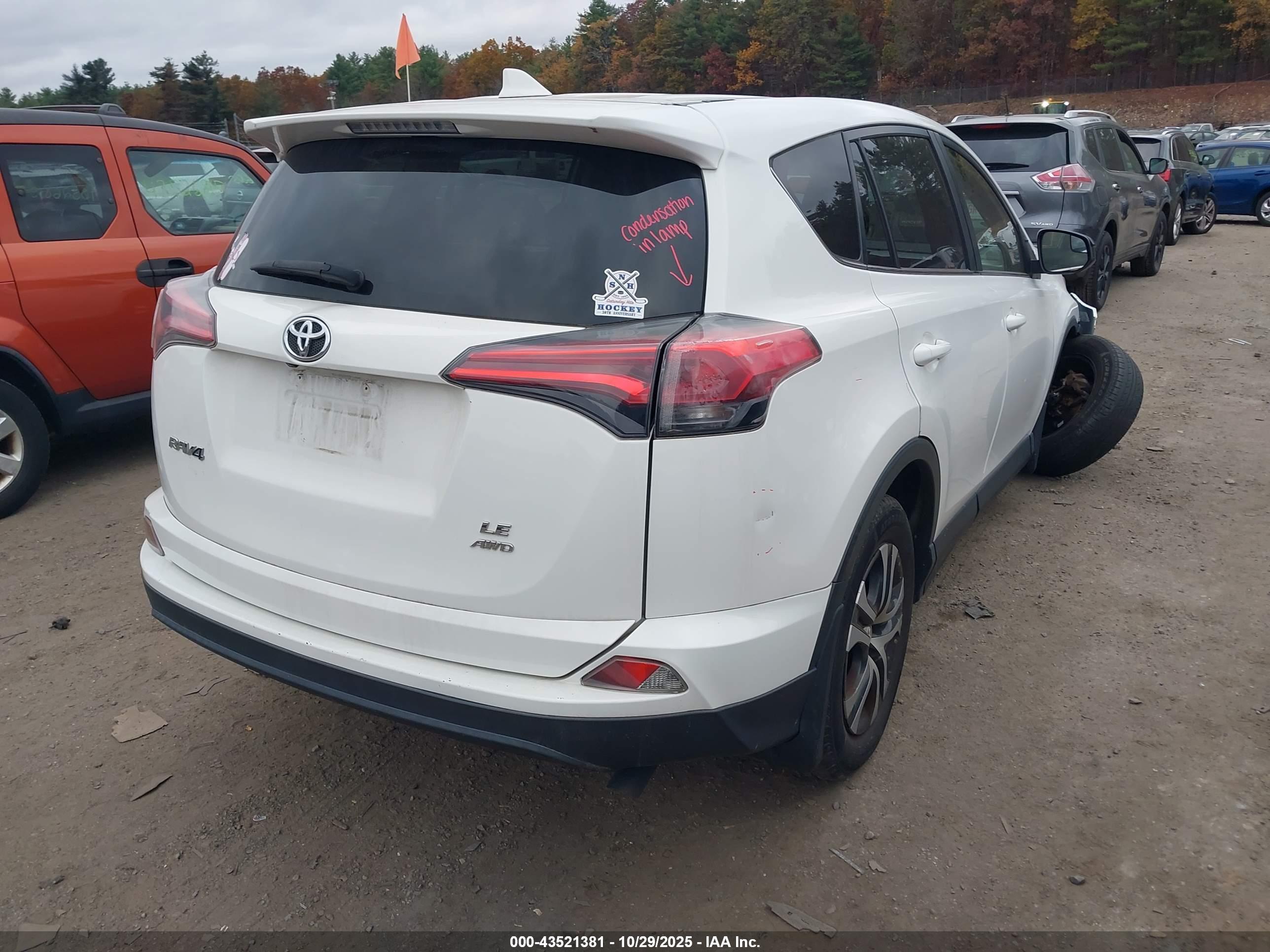 TOYOTA RAV4 image 4