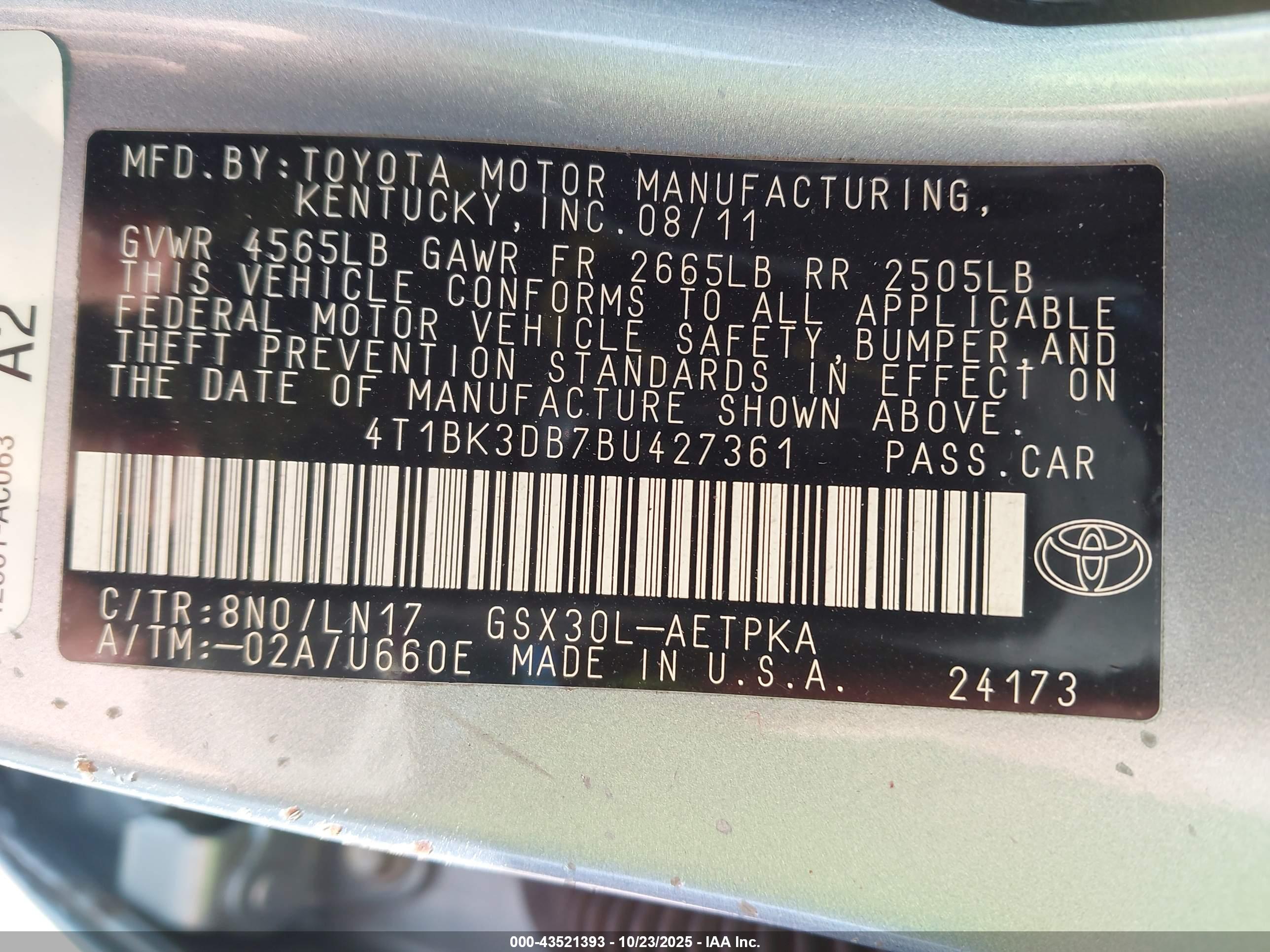 TOYOTA AVALON image 9
