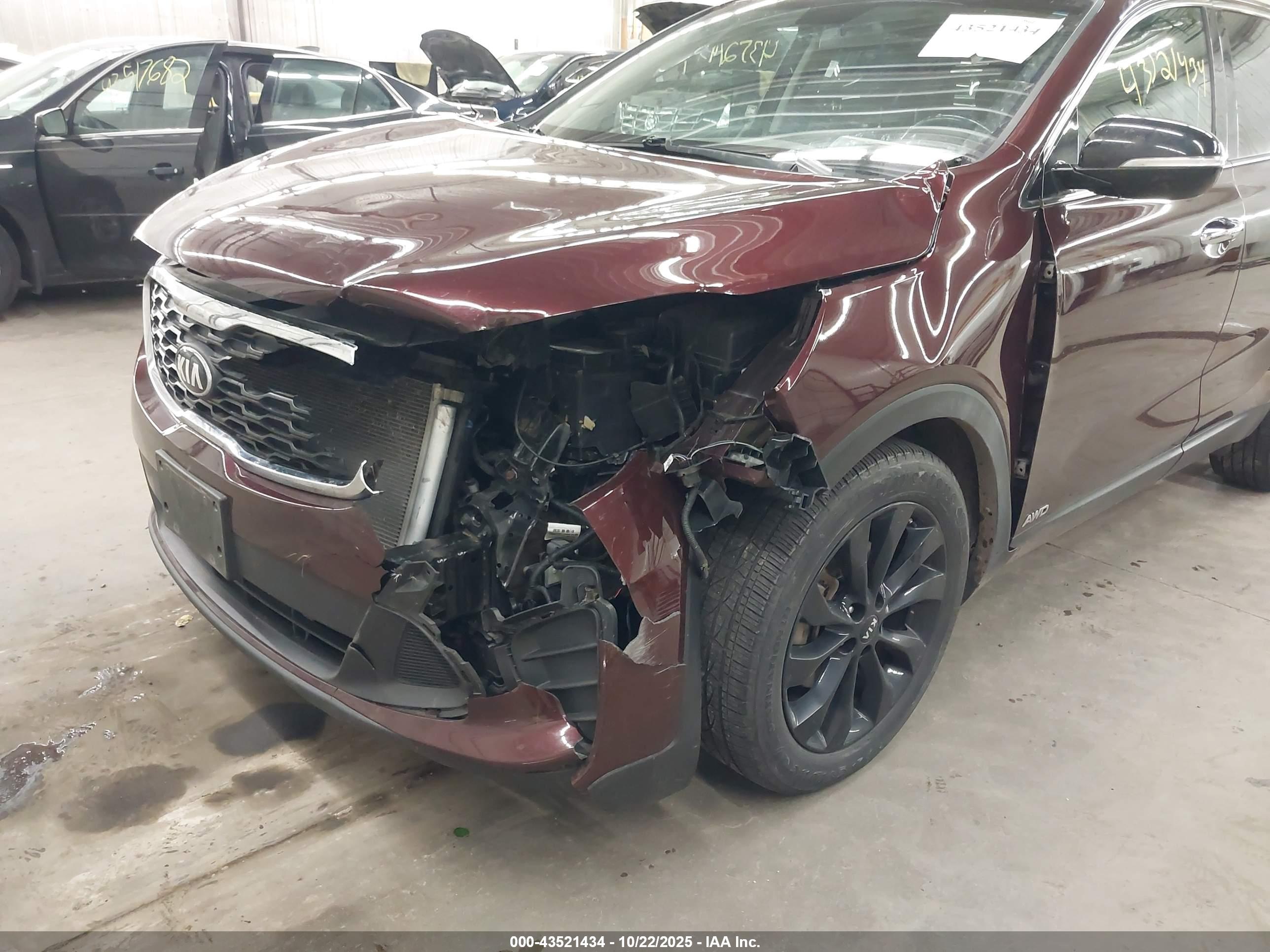 KIA SORENTO image 6