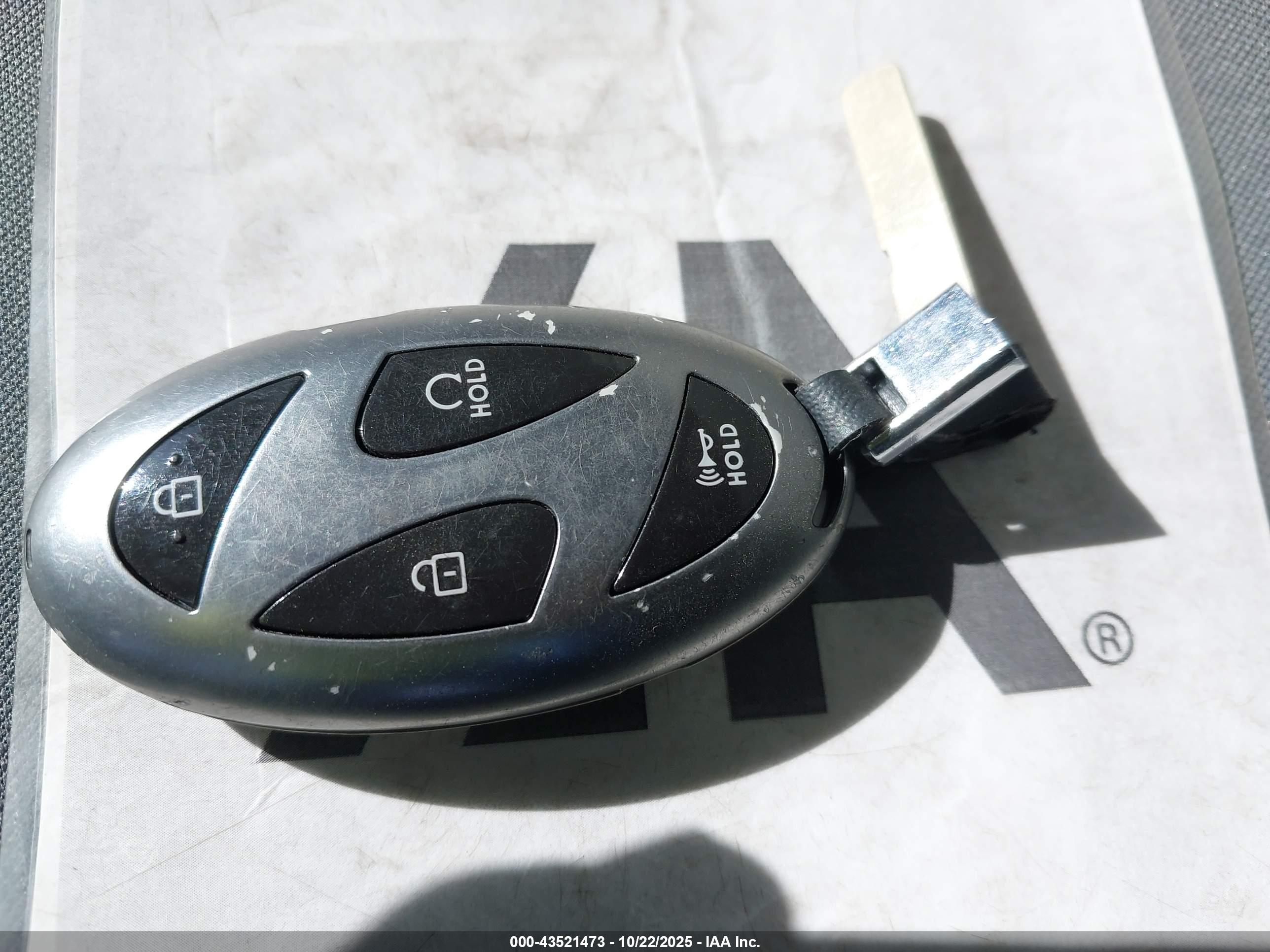 HYUNDAI ELANTRA image 11