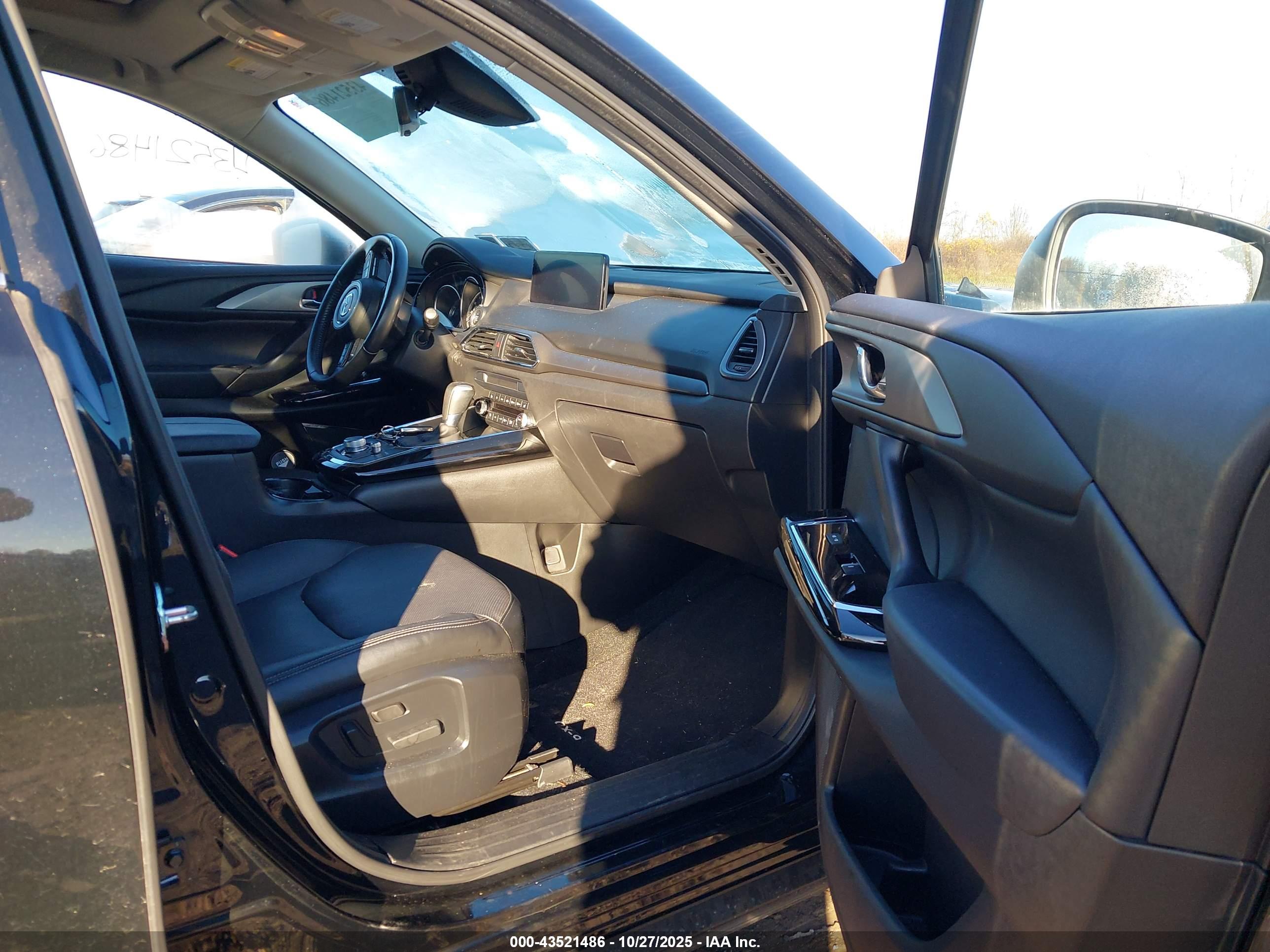 MAZDA CX-9 image 5