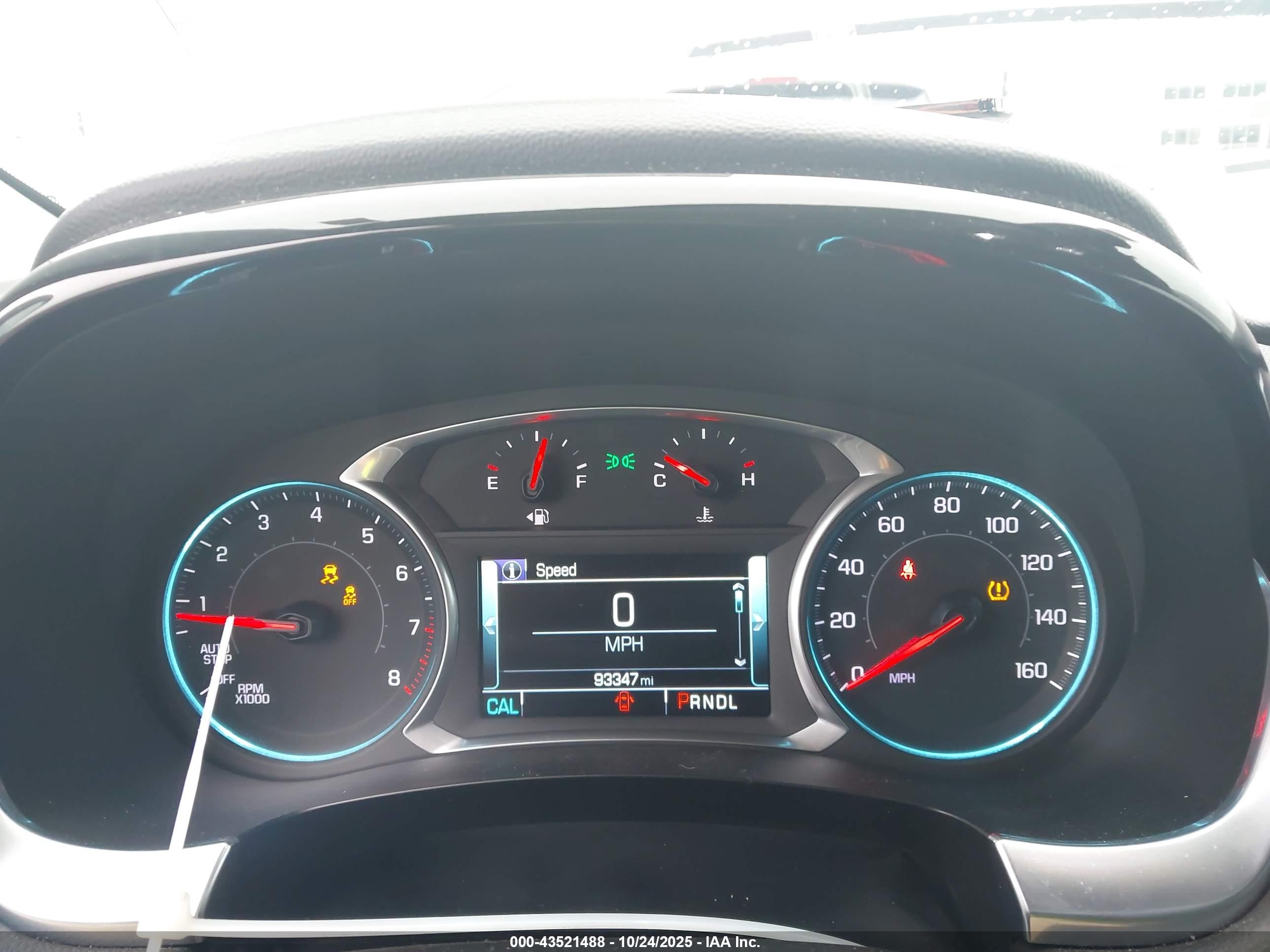 CHEVROLET TRAVERSE image 7