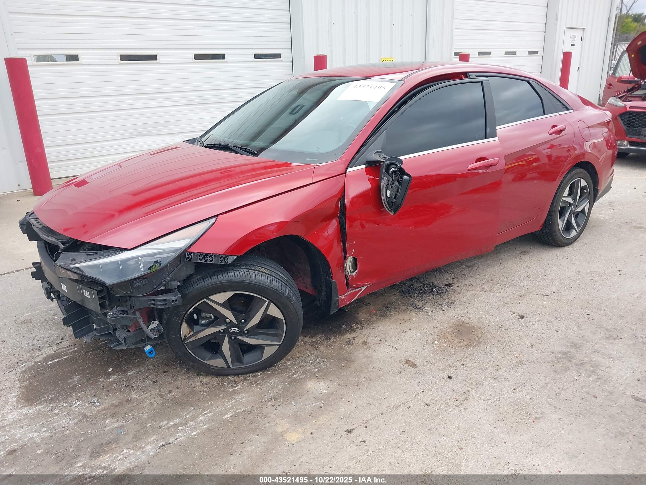 HYUNDAI ELANTRA image 2