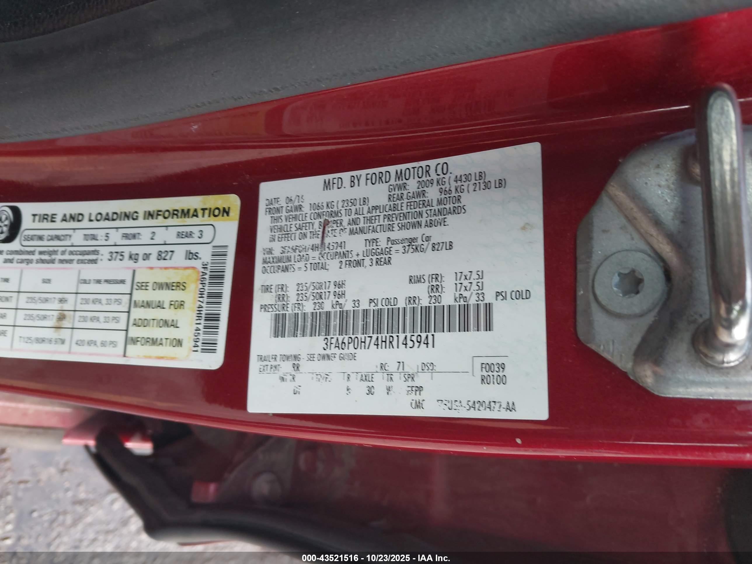 FORD FUSION image 9